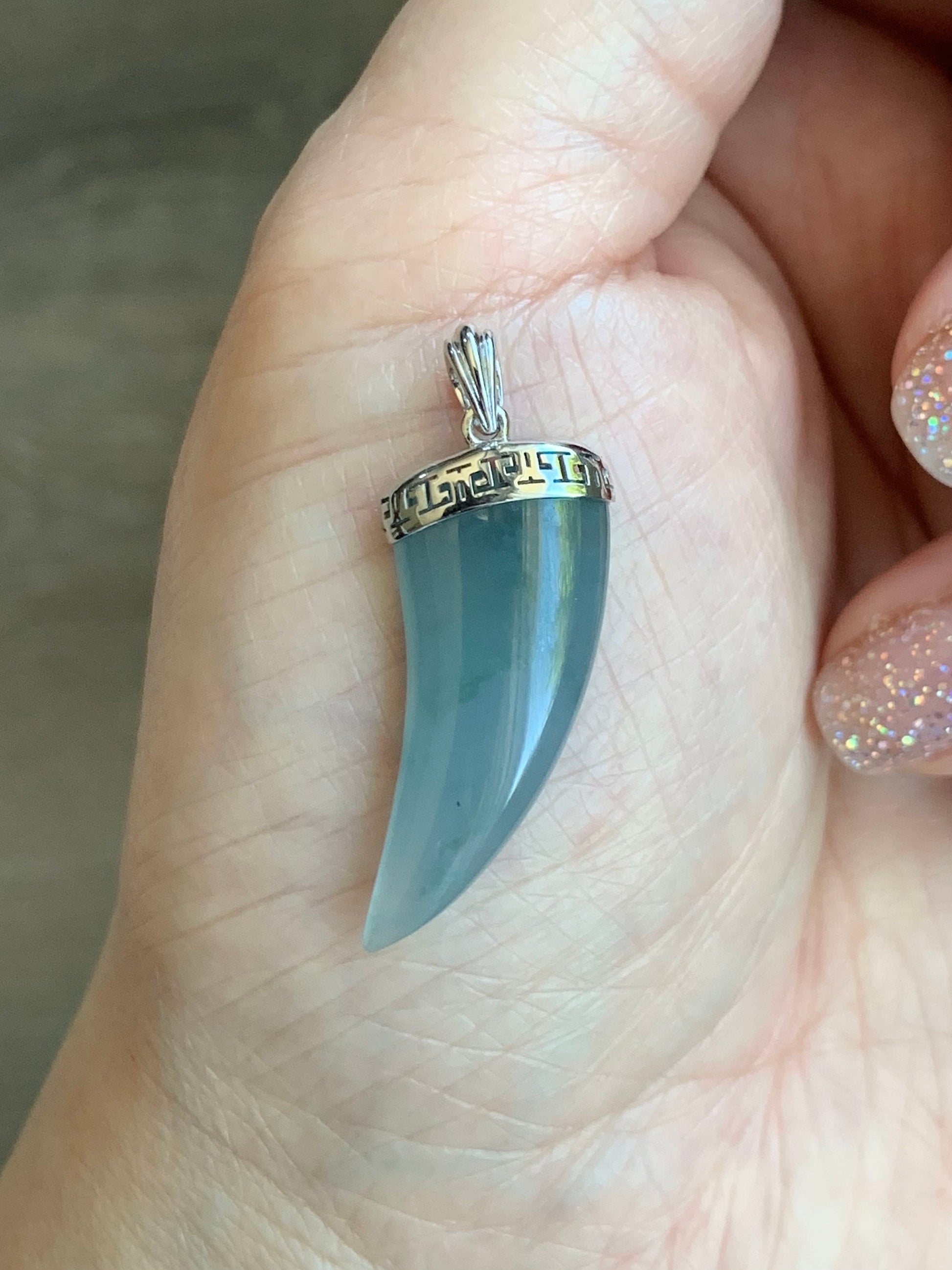 Certified Natural Guatemalan Icy Translucent Gelatinous Light Blue Marbled Jadeite Dragon Tooth Pendant 18K White Gold 天然缅甸老种冰胶淡蓝飘花翡翠龙牙镶嵌吊坠