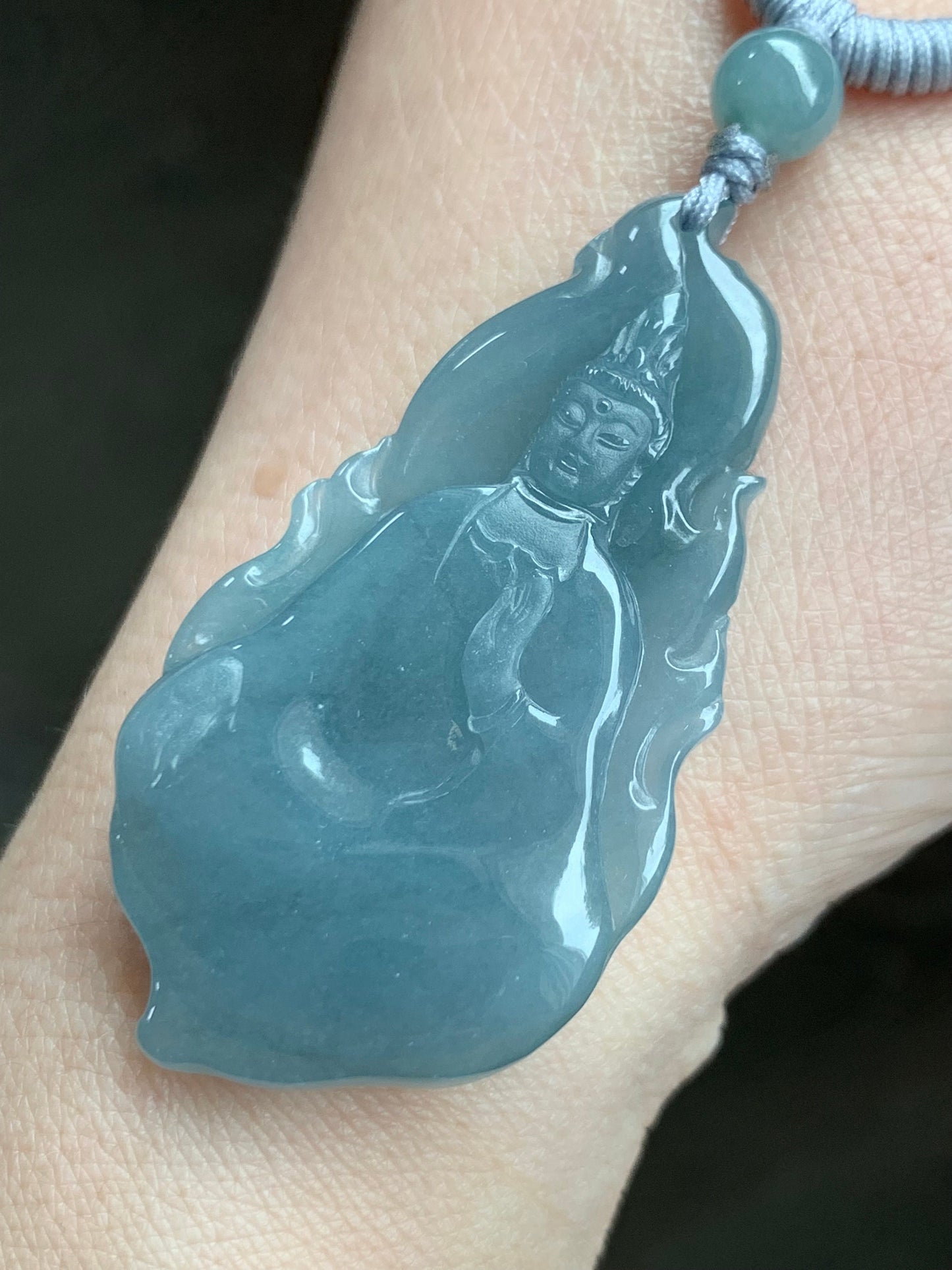 Natural Guatemalan Icy Highly Translucent Gelatinous Blue Jadeite Guanyin Pendant 18K White Gold Bail 天然冰胶危蓝翡翠自在观音吊坠