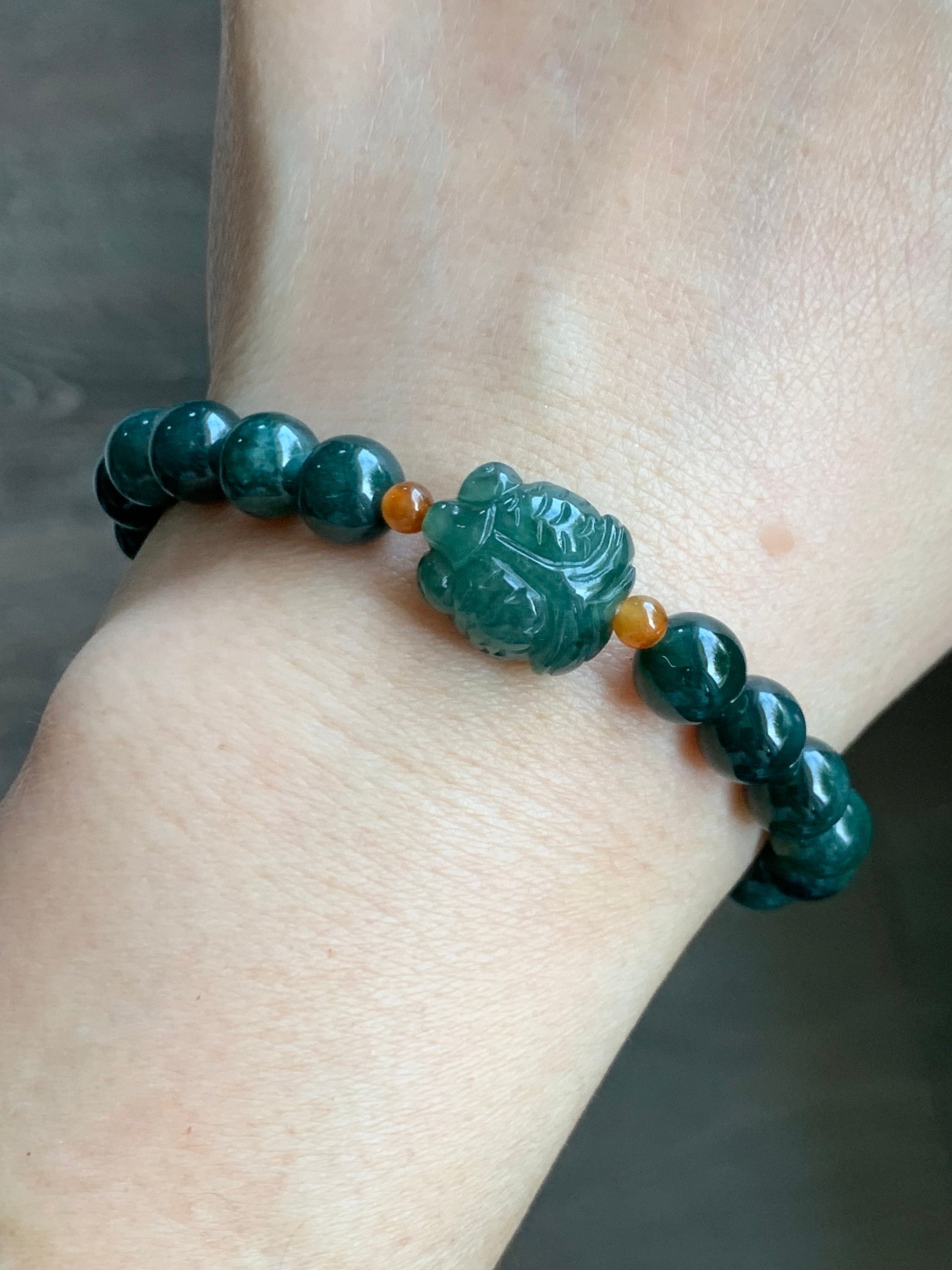 Natural Guatemalan Translucent Dark Teal Green jadeite Burmese Icy Green Marbled Jadeite Goldfish Beaded Bracelet 6.75” 天然缅甸冰飘花翡翠金鱼冰危深绿圆珠手串