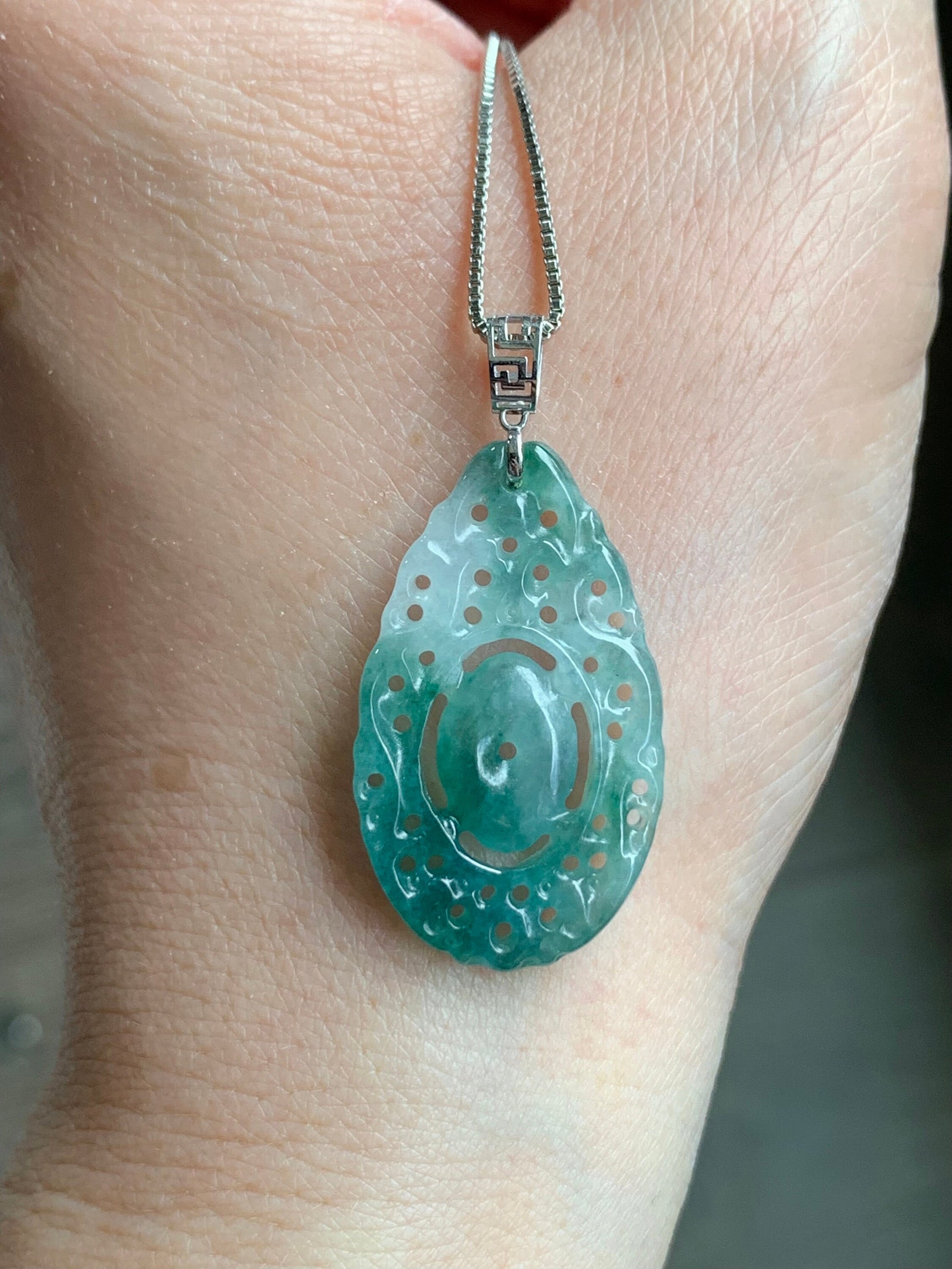 Natural Burmese Icy Translucent Gelatinous Teal Green Marbled Jadeite Engraved Teardrop Pendant 18K White Gold Bail 天然缅甸冰胶飘蓝花翡翠仿古雕水滴镶嵌吊坠