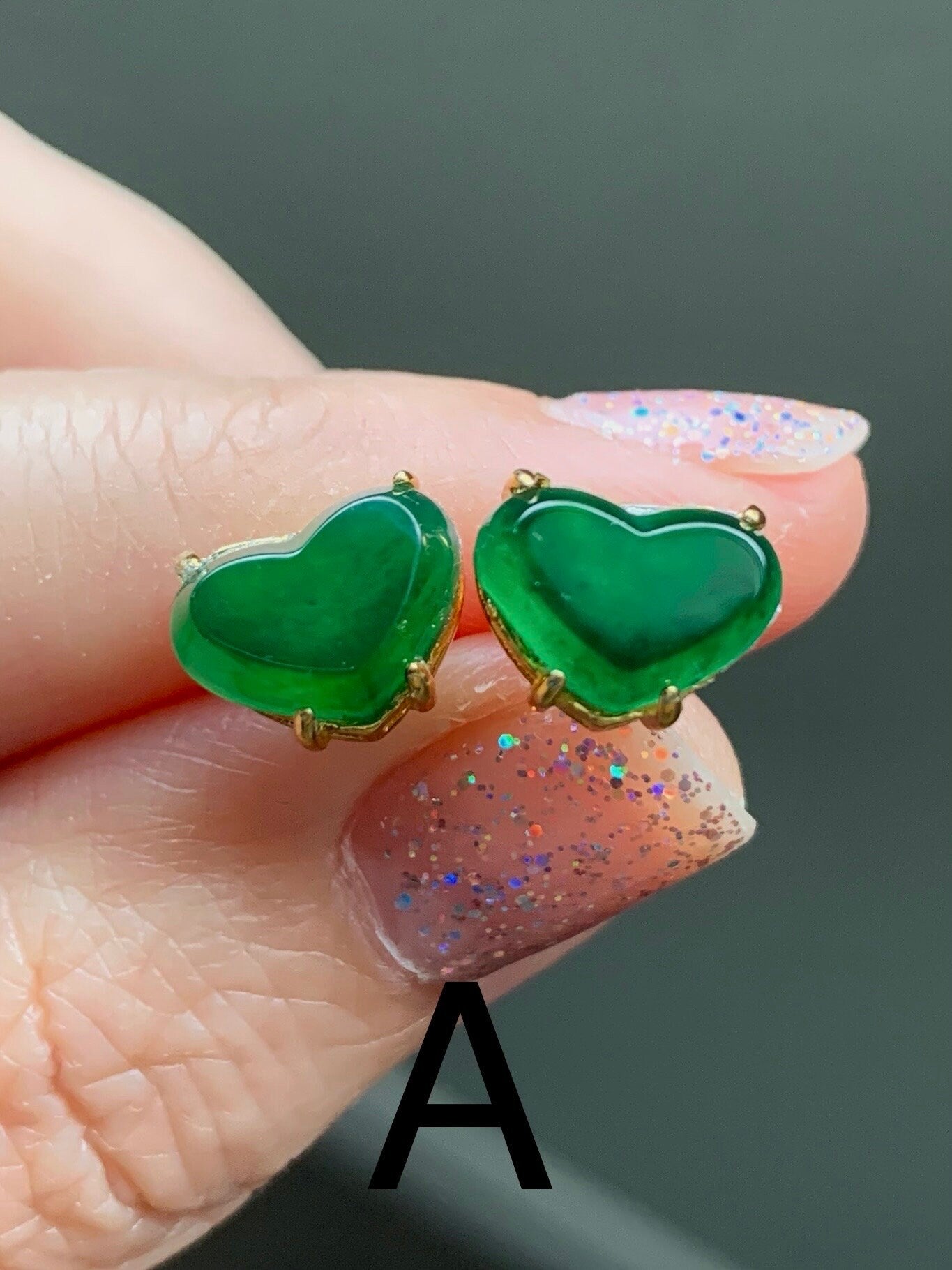 Natural Guatemalan Icy Highly Translucent Vibrant Green Jadeite Heart Shaped Stud Earrings Sterling Silver Yellow Gold Finish 天然冰危绿翡翠爱心银耳钉
