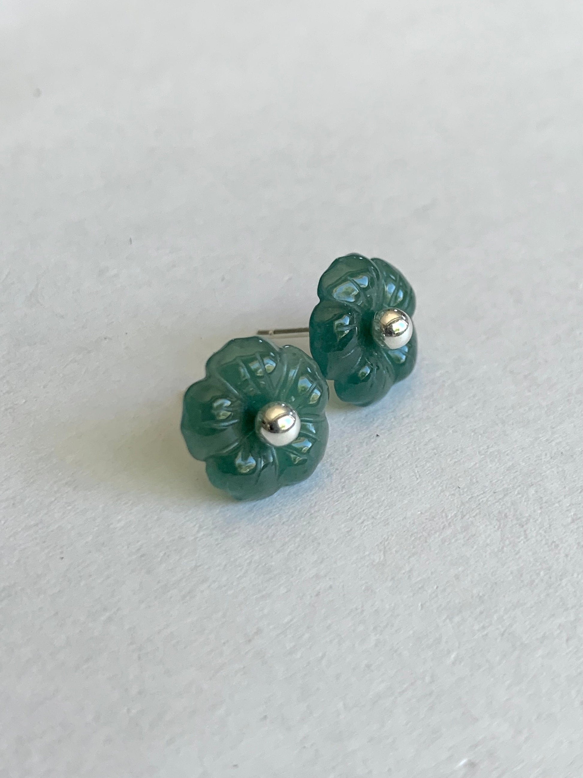 Natural Guatemalan Icy Translucent Gelatinous Deep Teal Green Jadeite Hibiscus Flower Stud Earrings Sterling Silver 天然冰危湖水绿翡翠朱槿花银耳钉 A