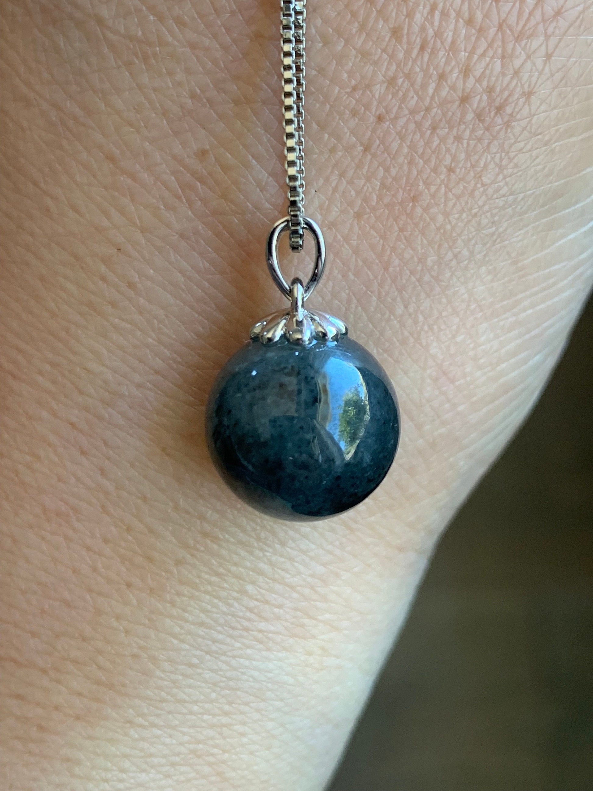 Certified Natural Burmese Grade A Icy Translucent Gelatinous Dark Wuji Jadeite Sphere Bead Pendant 18K White Gold Bail 天然缅甸冰胶翡翠单珠镶嵌吊坠 7048