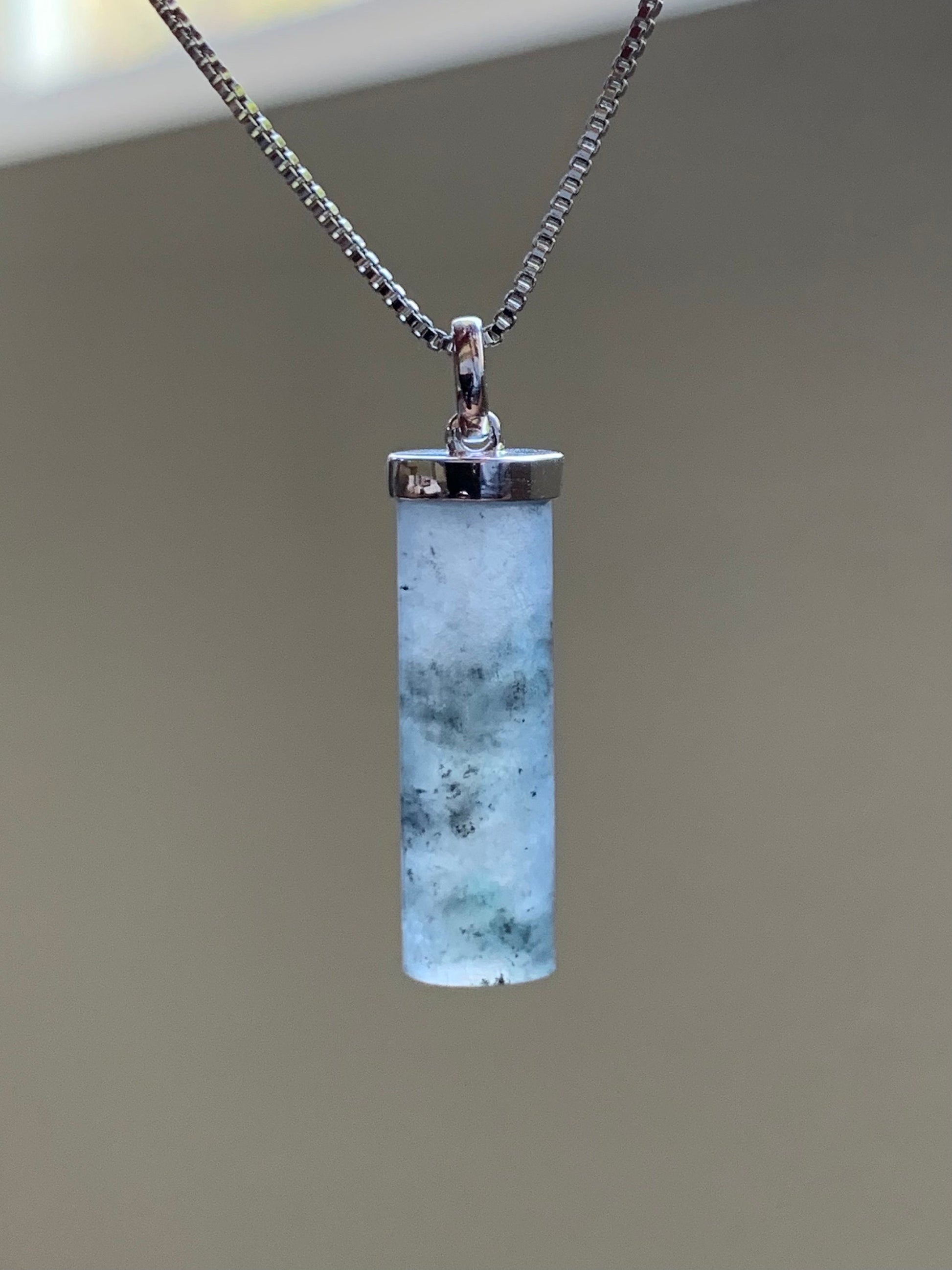 Certified Natural Burmese Icy Translucent Gelatinous Wuji Jadeite Cylinder Pendant 18K White Gold Bail 2.71g 天然缅甸冰乌鸡翡翠椭圆圆柱镶嵌吊坠 7038