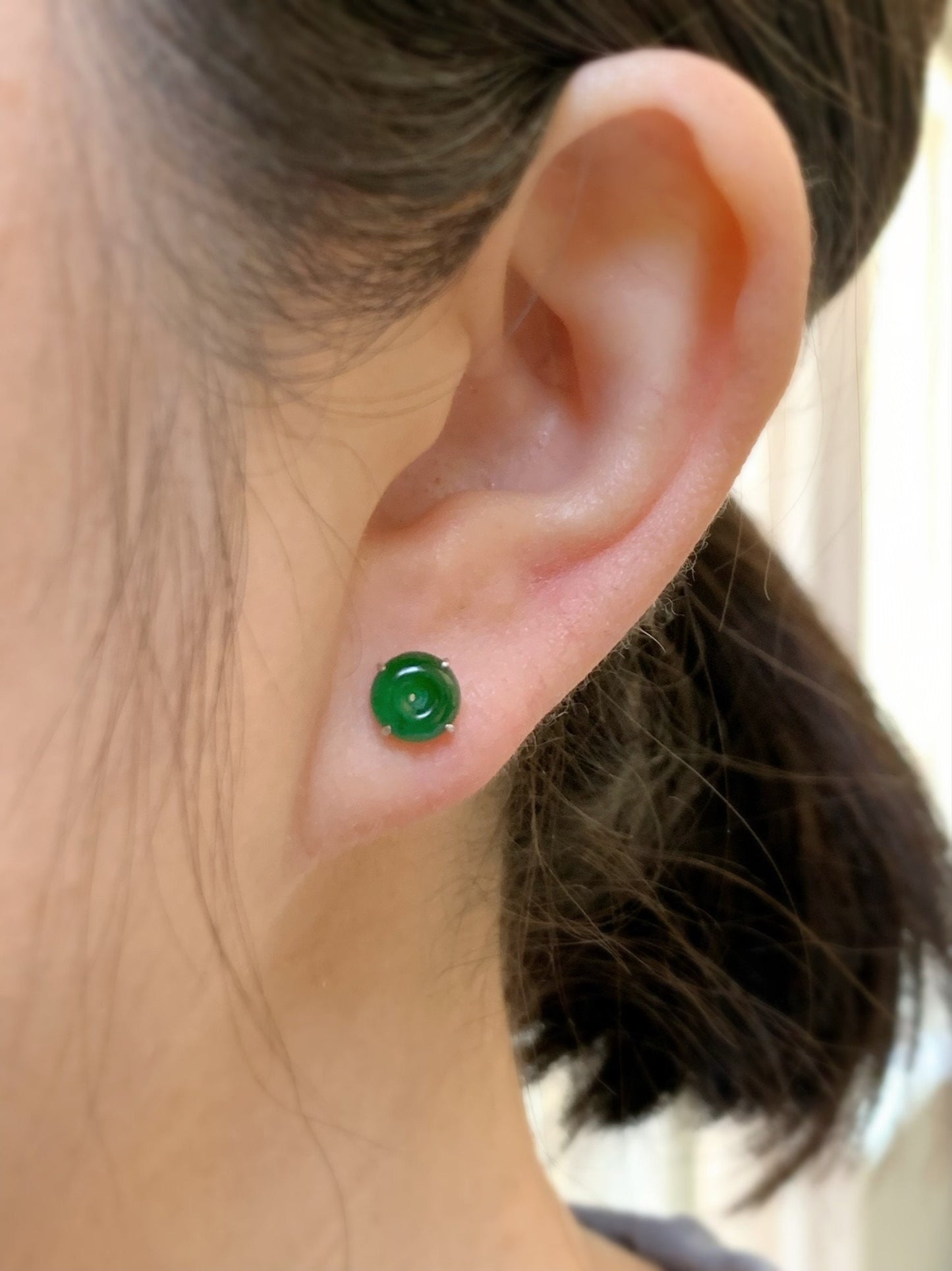 Certified Natural Guatemalan Icy Translucent Vibrant Green Jadeite Mini Ping An Kou Stud Earrings 18K White Gold 天然高冰危绿翡翠迷你平安扣镶嵌耳钉 7041
