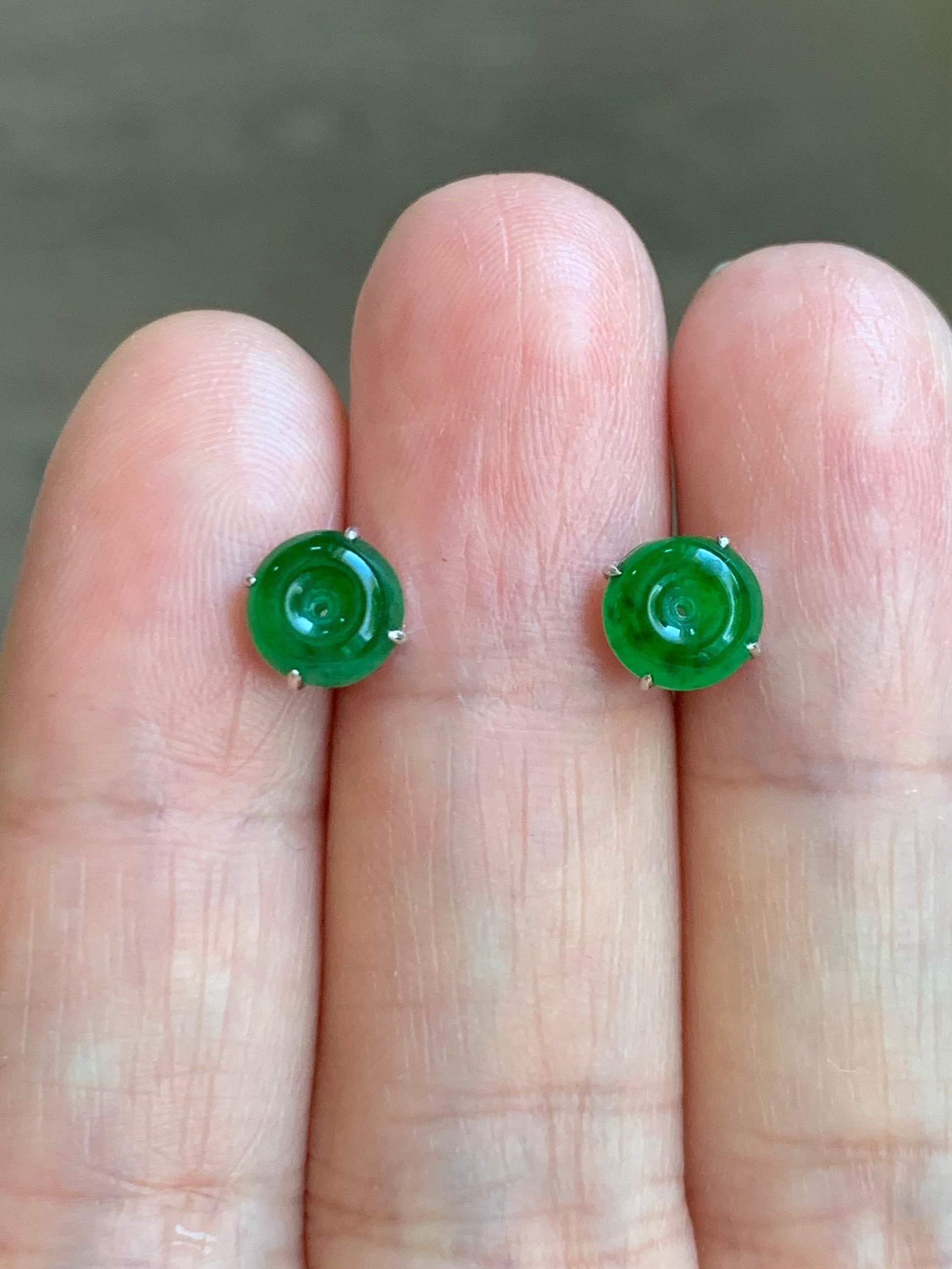 Certified Natural Guatemalan Icy Translucent Vibrant Green Jadeite Mini Ping An Kou Stud Earrings 18K White Gold 天然高冰危绿翡翠迷你平安扣镶嵌耳钉 7041