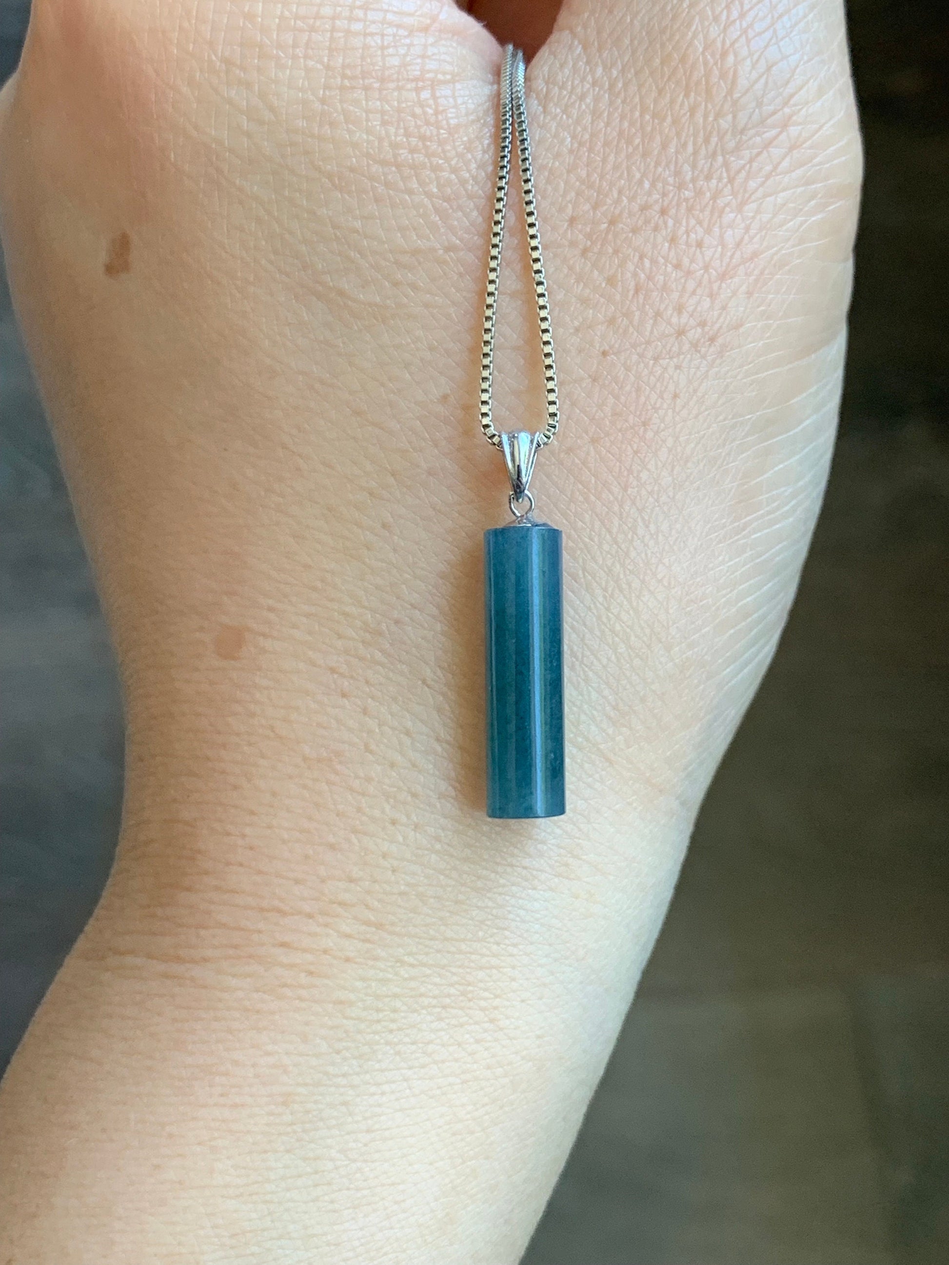 Natural Guatemalan Icy Translucent Dark Blue Jadeite Pillar Cylinder Pendant 18K White Gold 天然冰危深蓝翡翠圆柱镶嵌吊坠 A