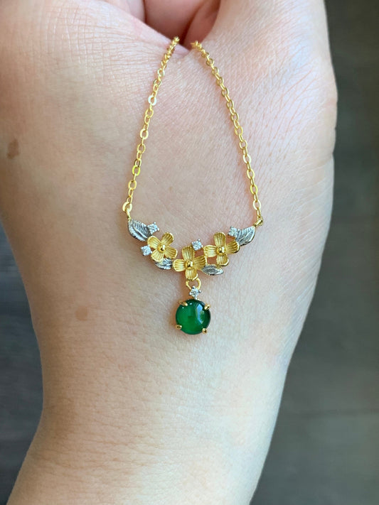 Natural Guatemalan Icy Translucent Vibrant Green Jadeite Spring Flower Pendant Necklace Sterling Silver Adjustable 16”-18.5” 天然高冰危绿翡翠银镶锁骨链