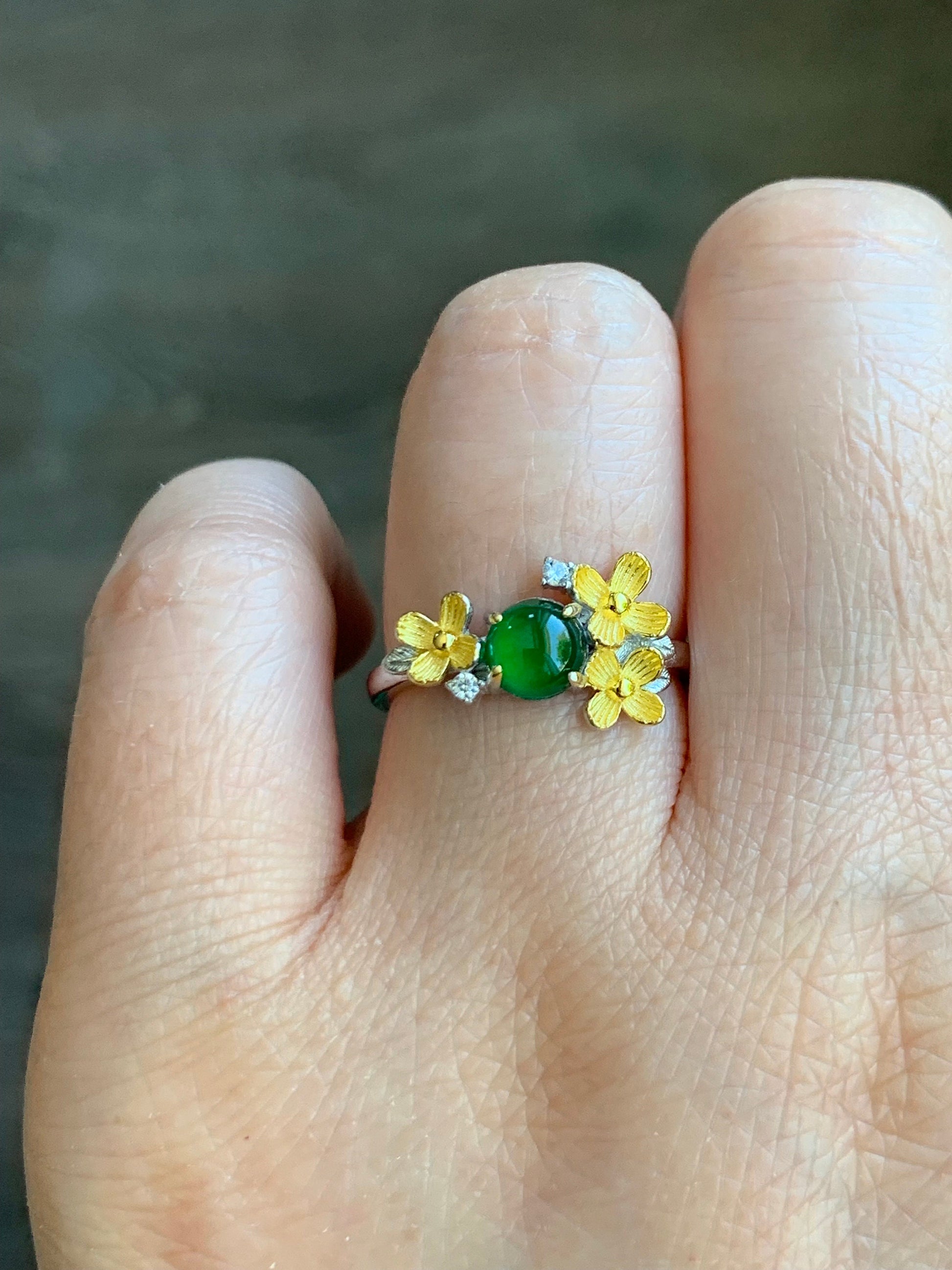 Natural Guatemalan Icy Translucent Vibrant Green Jadeite Spring Flower Ring Sterling Silver Adjustable Size 7 天然高冰危绿翡翠银镶戒指 HHW60