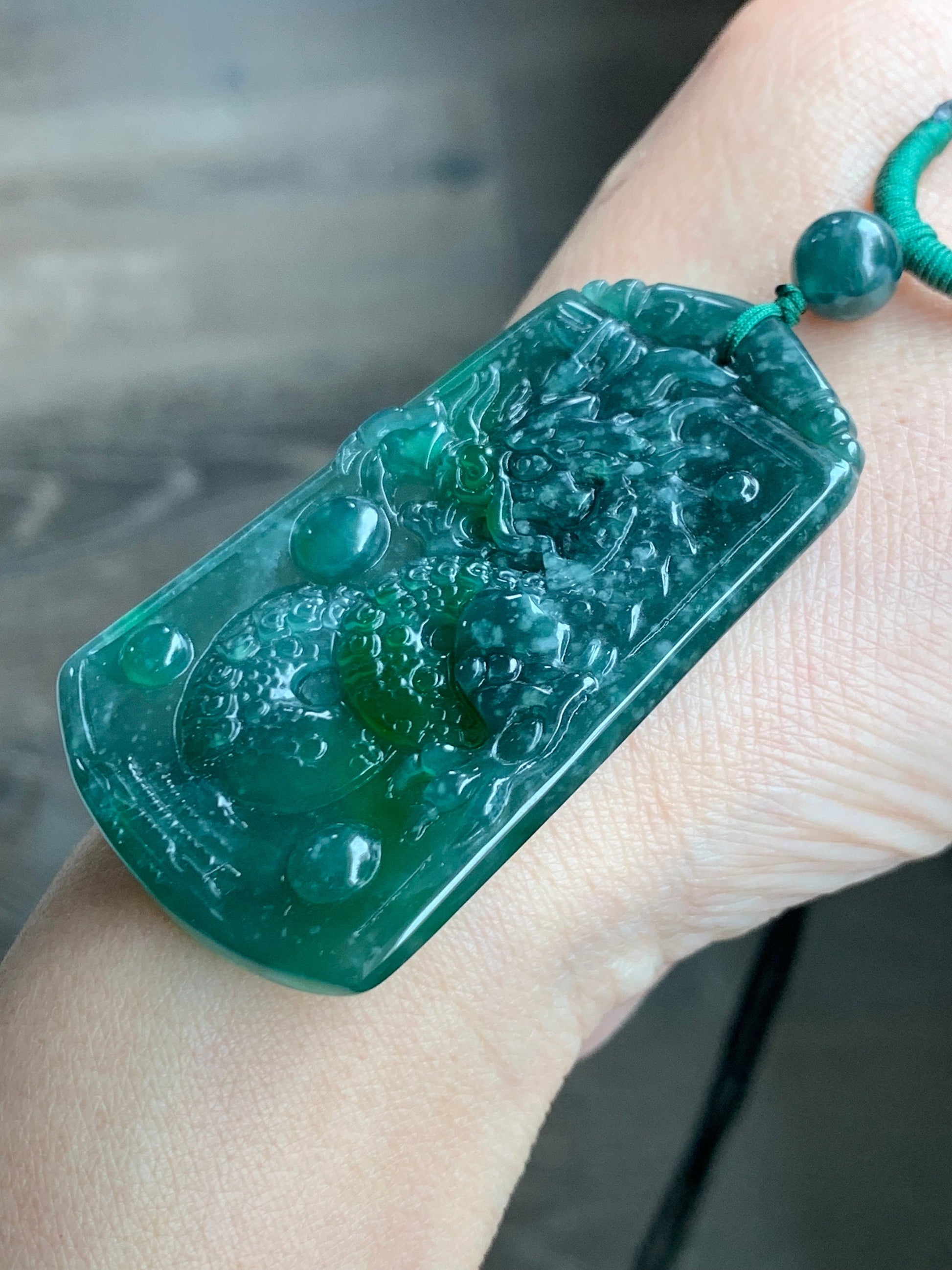 Natural Guatemalan Icy Translucent Teal Green Jadeite Vibrant Green Marbling Dragon Pendant Rope Necklace 32" Adjustable 21g 天然冰危湖水蓝飘绿翡翠龙牌吊坠