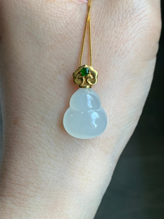 Certified Natural Burmese Icy Translucent Gelatinous White Jadeite Hulu Gourd Pendant Green Jadeite Ruyi Bail 18K Gold 天然缅甸老种起光翡翠葫芦镶嵌吊坠 7119