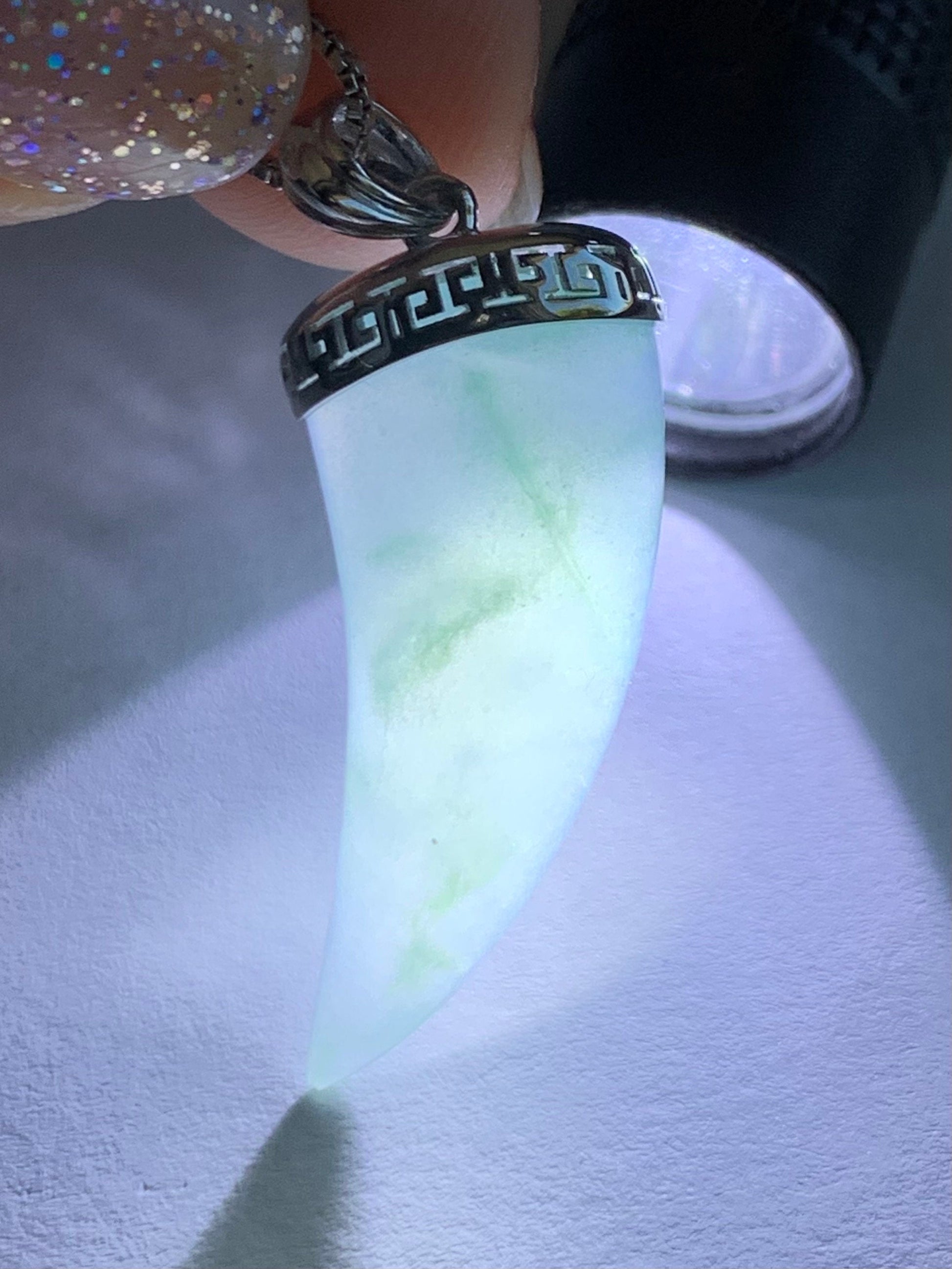 Certified Natural Guatemalan Icy Translucent Gelatinous Light Blue Marbled Jadeite Dragon Tooth Pendant 18K White Gold 天然缅甸老种冰胶淡蓝飘花翡翠龙牙镶嵌吊坠