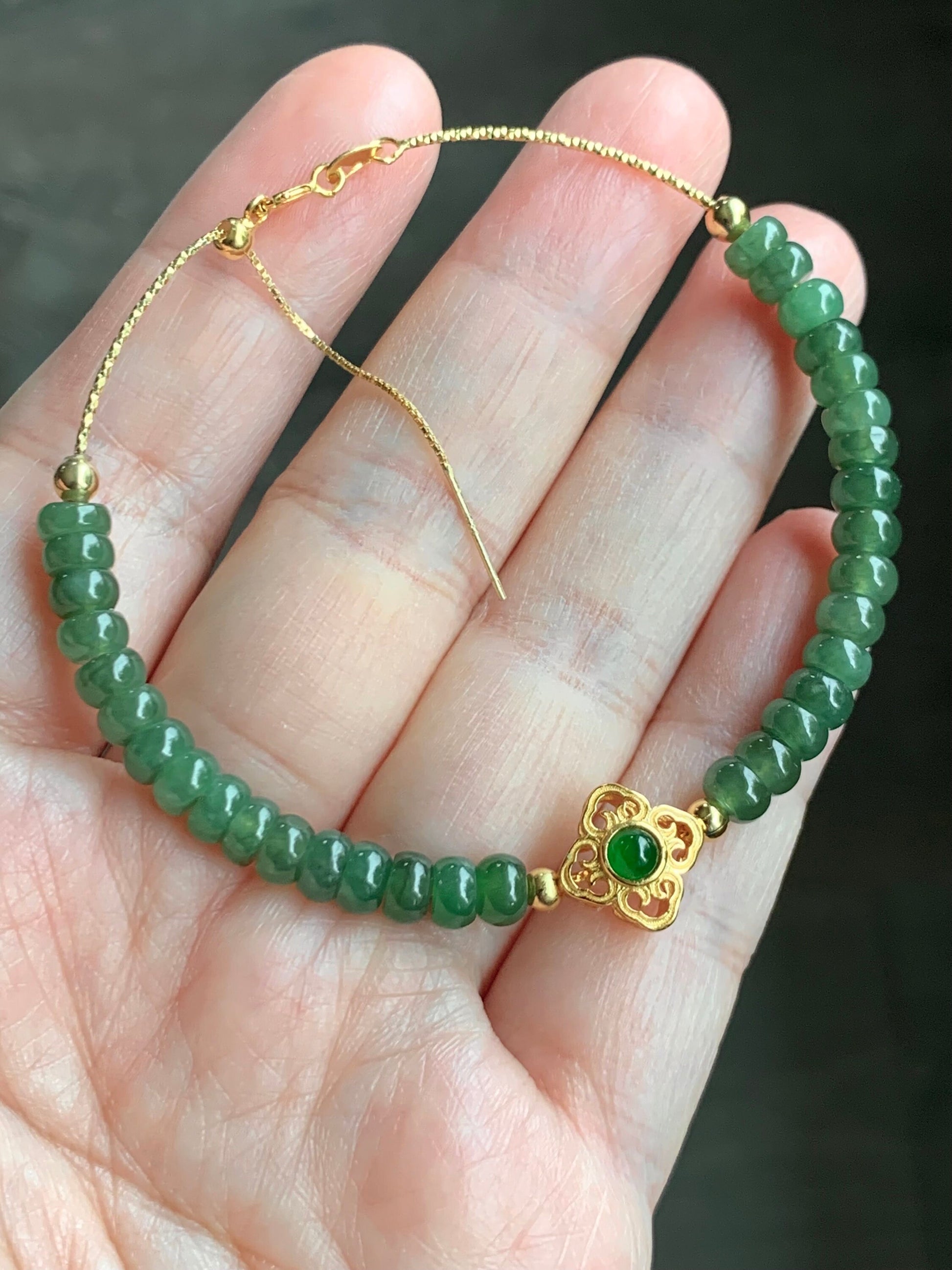 Natural Burmese Icy Green Jadeite Flat Beads Guatemalan Vibrant Green Charm Wire Bracelet Sterling Silver 6.5”-7.5” 天然缅甸冰绿翡翠算盘珠冰危绿潘多拉银手链