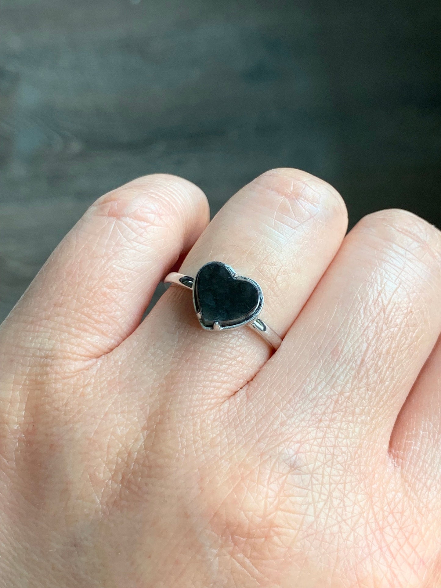Certified Natural Burmese Icy Translucent Dark Wuji Jadeite Heart Ring 18K White Gold Size 7.25 2.23g 天然缅甸冰乌鸡翡翠爱心蛋面镶嵌戒指 7046