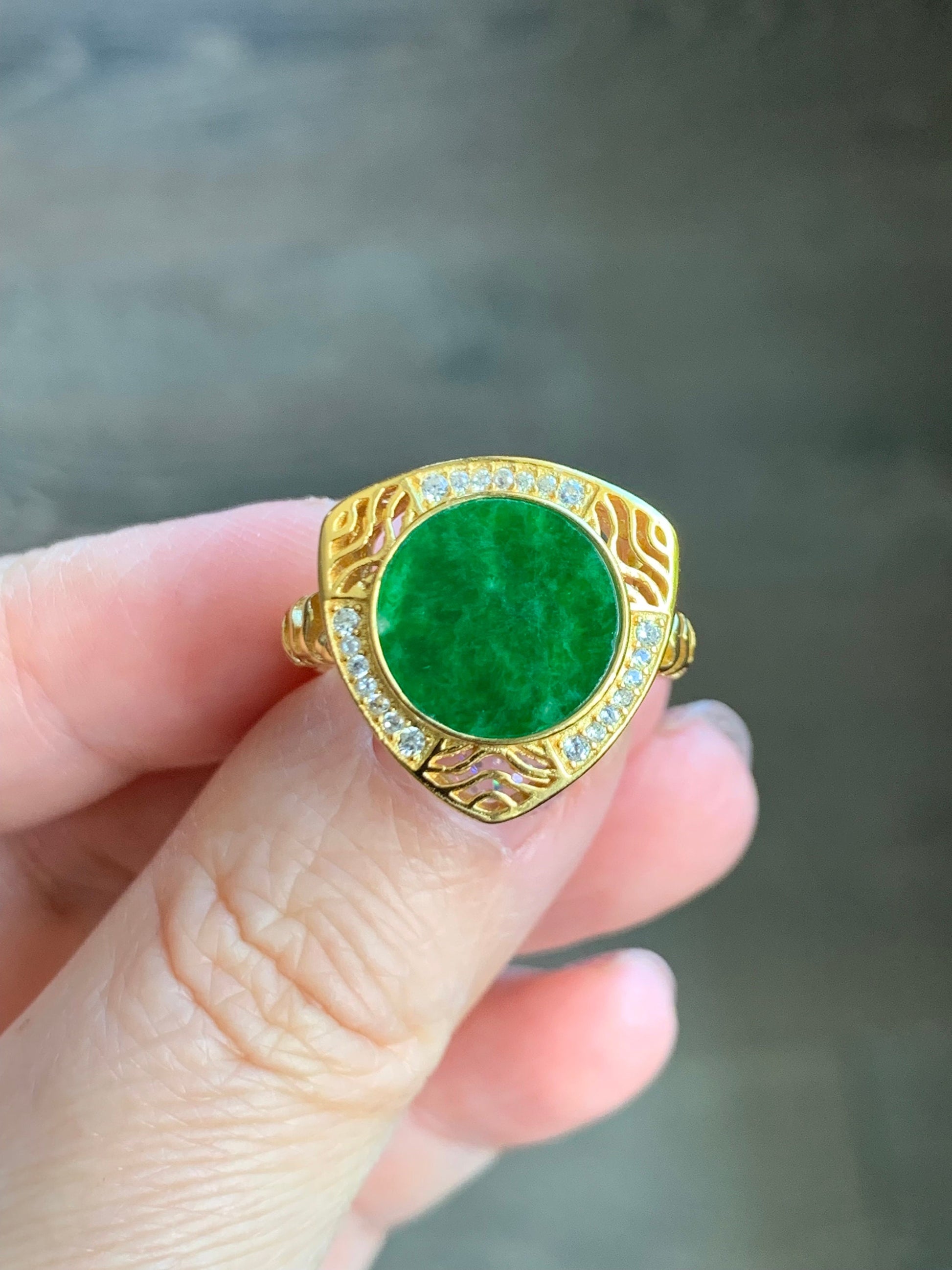Natural Burmese Grade A Icy Translucent Vibrant Green Jadeite Triangle Ring S925 Sterling Silver Size 8 Adjustable 5g 天然缅甸阳绿花青翡翠银镶戒指 HQ150