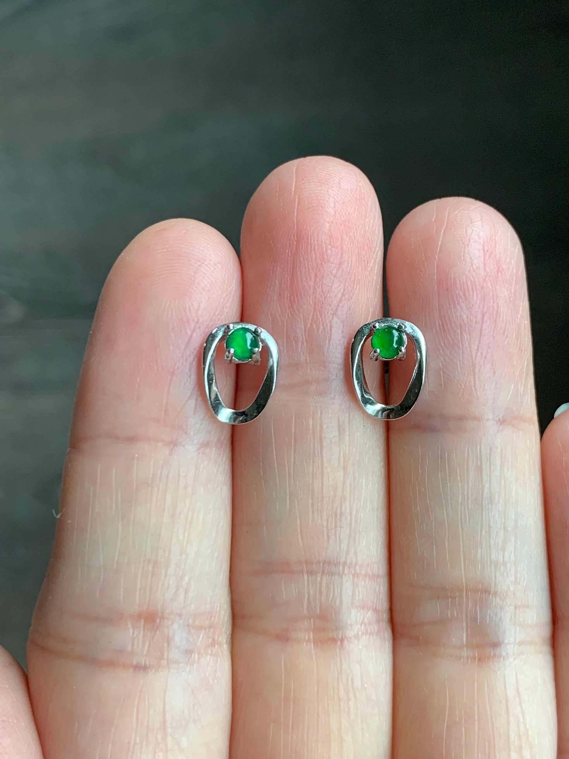 Petite Natural Guatemalan Icy Highly Translucent Vibrant Green Jadeite Stud Earrings S925 Silver Sterling 天然冰危绿翡翠银镶耳钉
