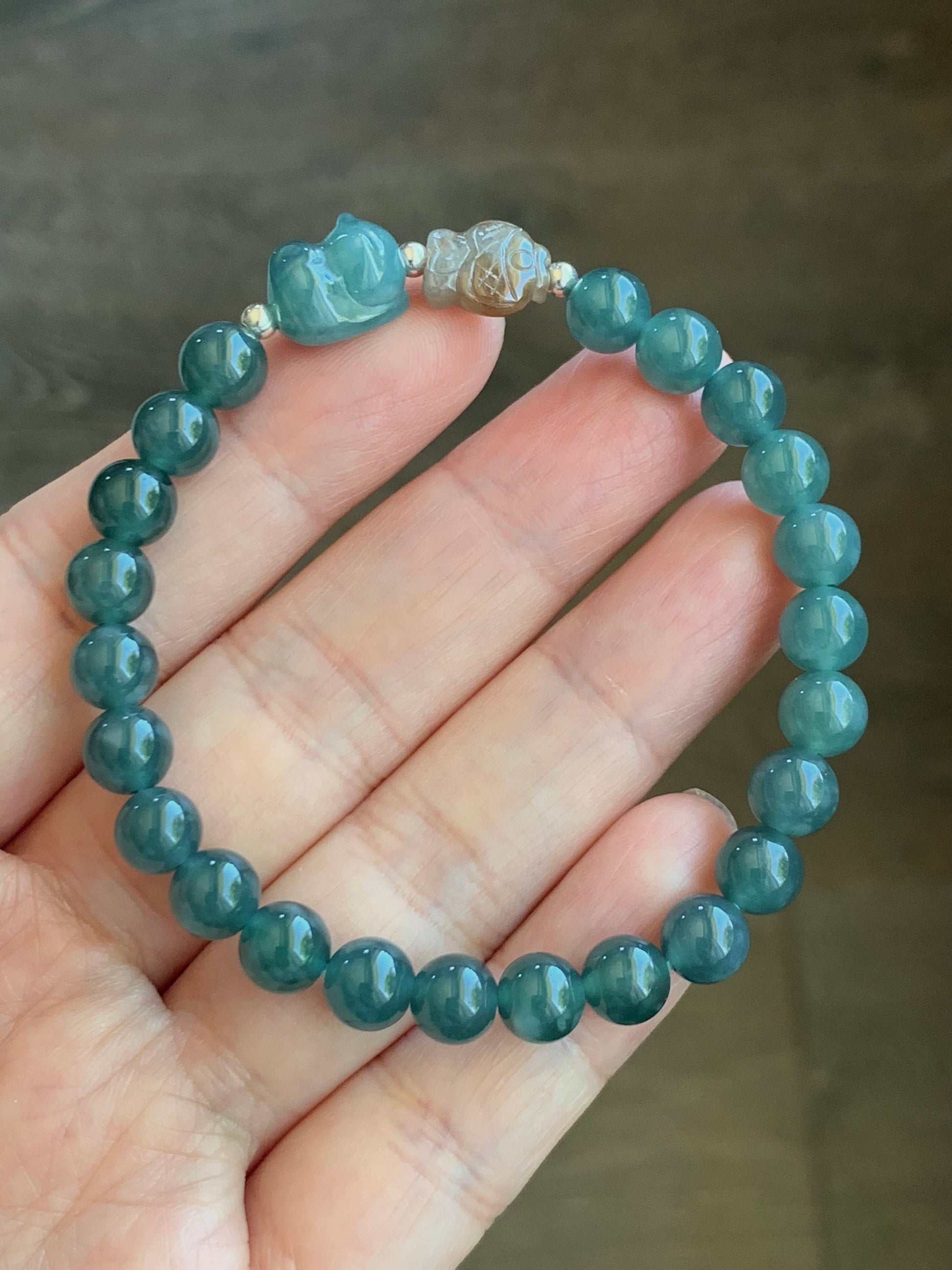 Natural Burmese Icy Translucent Red Marbled Jadeite Fish Guatemalan Teal Blue Cat Charm Beaded Bracelet 6.7mm 6.75” 天然缅甸冰飘红翡翠冰危蓝猫吃鱼手串