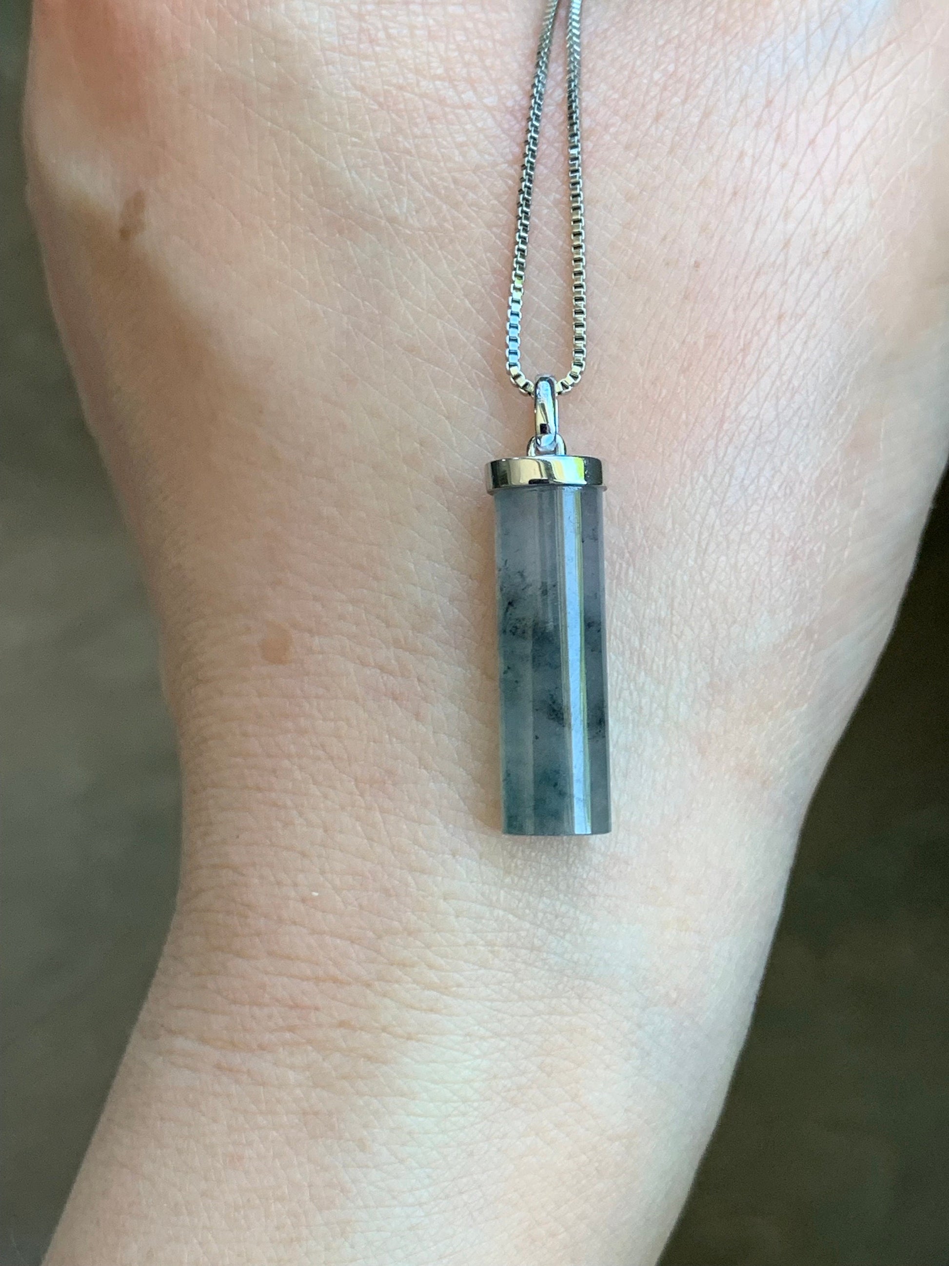 Certified Natural Burmese Icy Translucent Gelatinous Wuji Jadeite Cylinder Pendant 18K White Gold Bail 2.71g 天然缅甸冰乌鸡翡翠椭圆圆柱镶嵌吊坠 7038