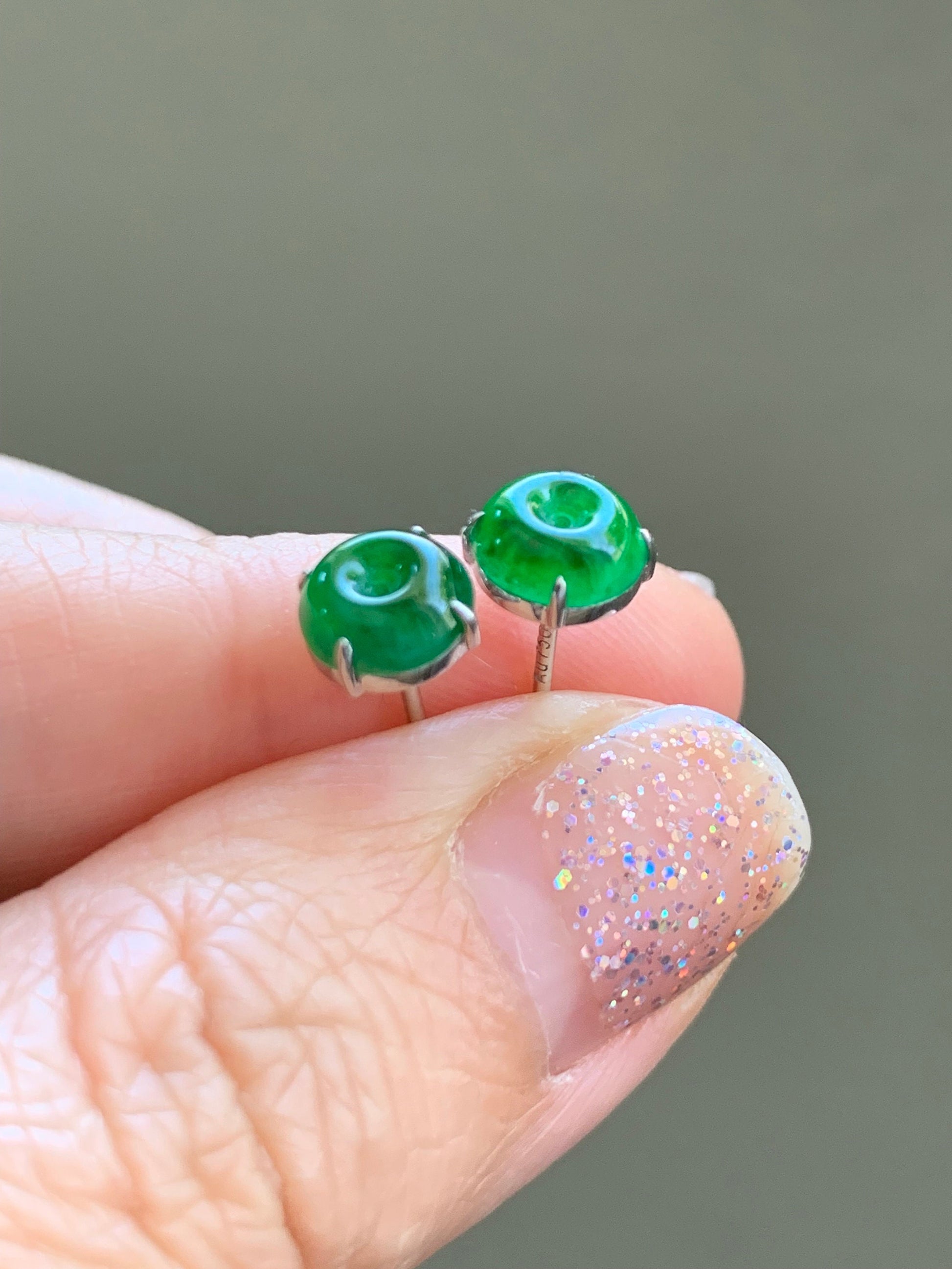 Certified Natural Guatemalan Icy Translucent Vibrant Green Jadeite Mini Ping An Kou Stud Earrings 18K White Gold 天然高冰危绿翡翠迷你平安扣镶嵌耳钉 7041