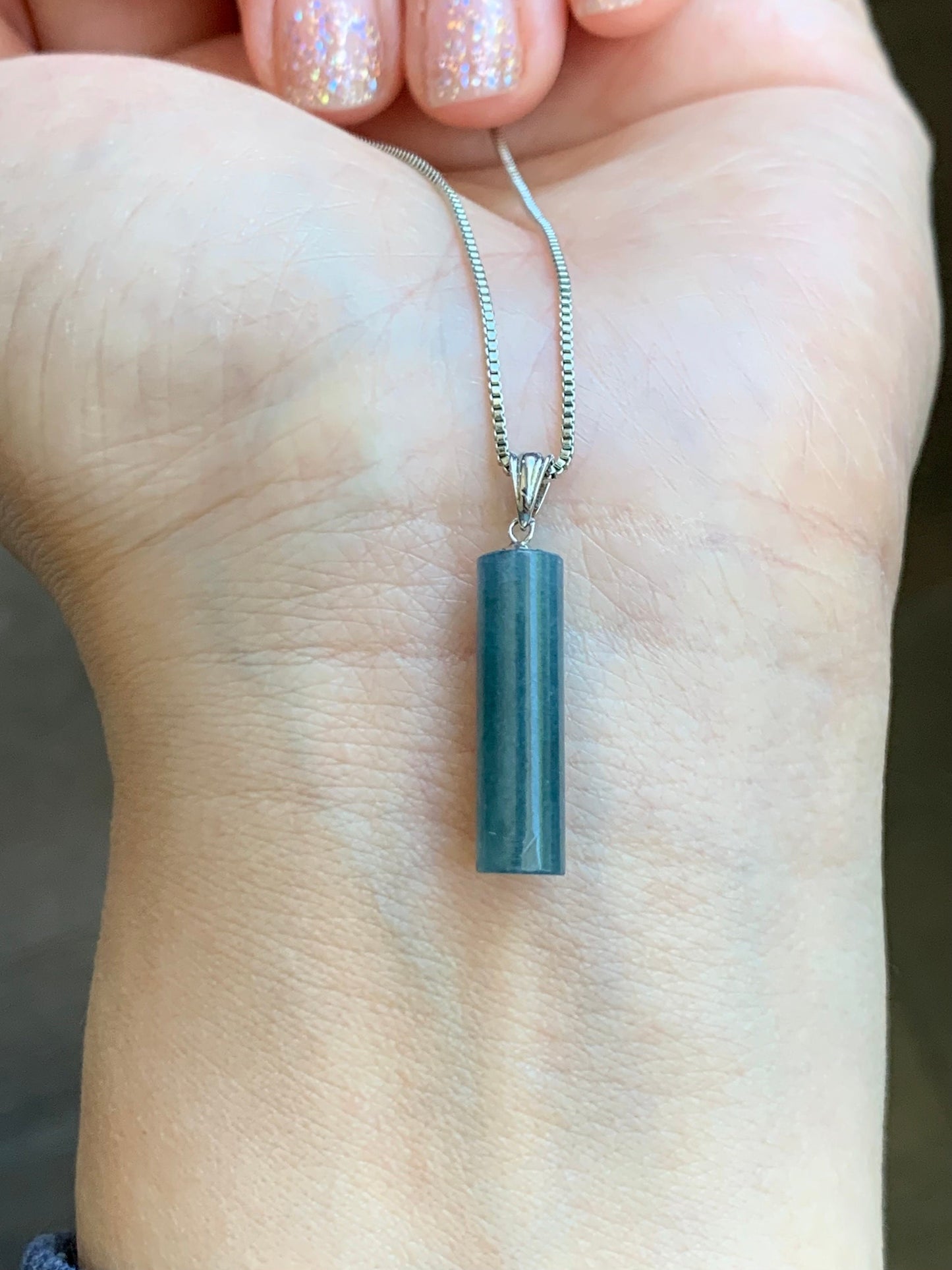 Natural Guatemalan Icy Translucent Dark Blue Jadeite Pillar Cylinder Pendant 18K White Gold 天然冰危深蓝翡翠圆柱镶嵌吊坠 A