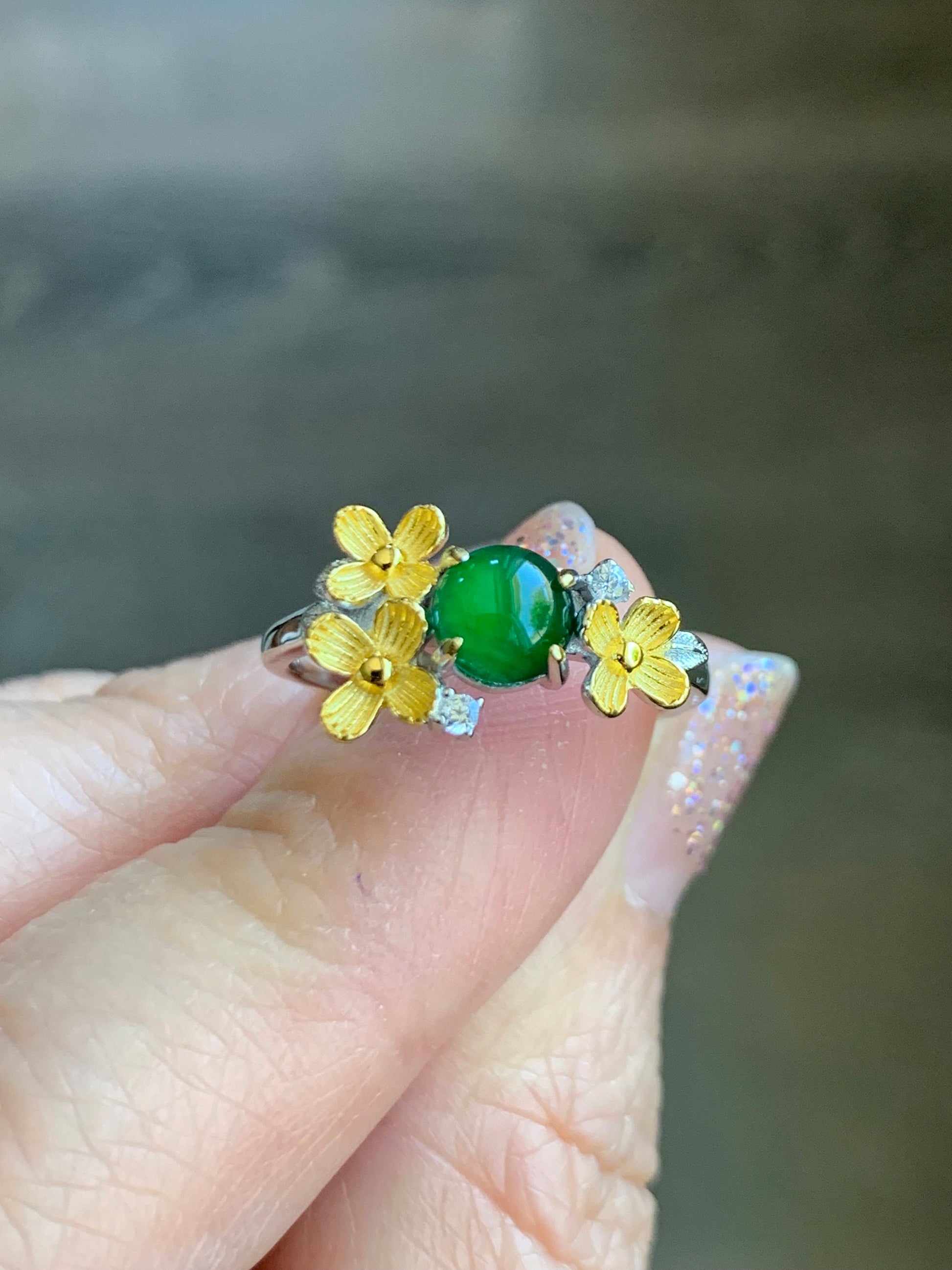 Natural Guatemalan Icy Translucent Vibrant Green Jadeite Spring Flower Ring Sterling Silver Adjustable Size 7 天然高冰危绿翡翠银镶戒指 HHW60