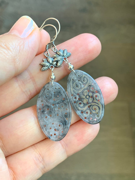 Natural Burmese Icy Translucent Wuji Jadeite w/ Openwork Engraving Dangle Earrings 925 Sterling Silver 天然缅甸冰乌鸡翡翠镂空雕银耳吊
