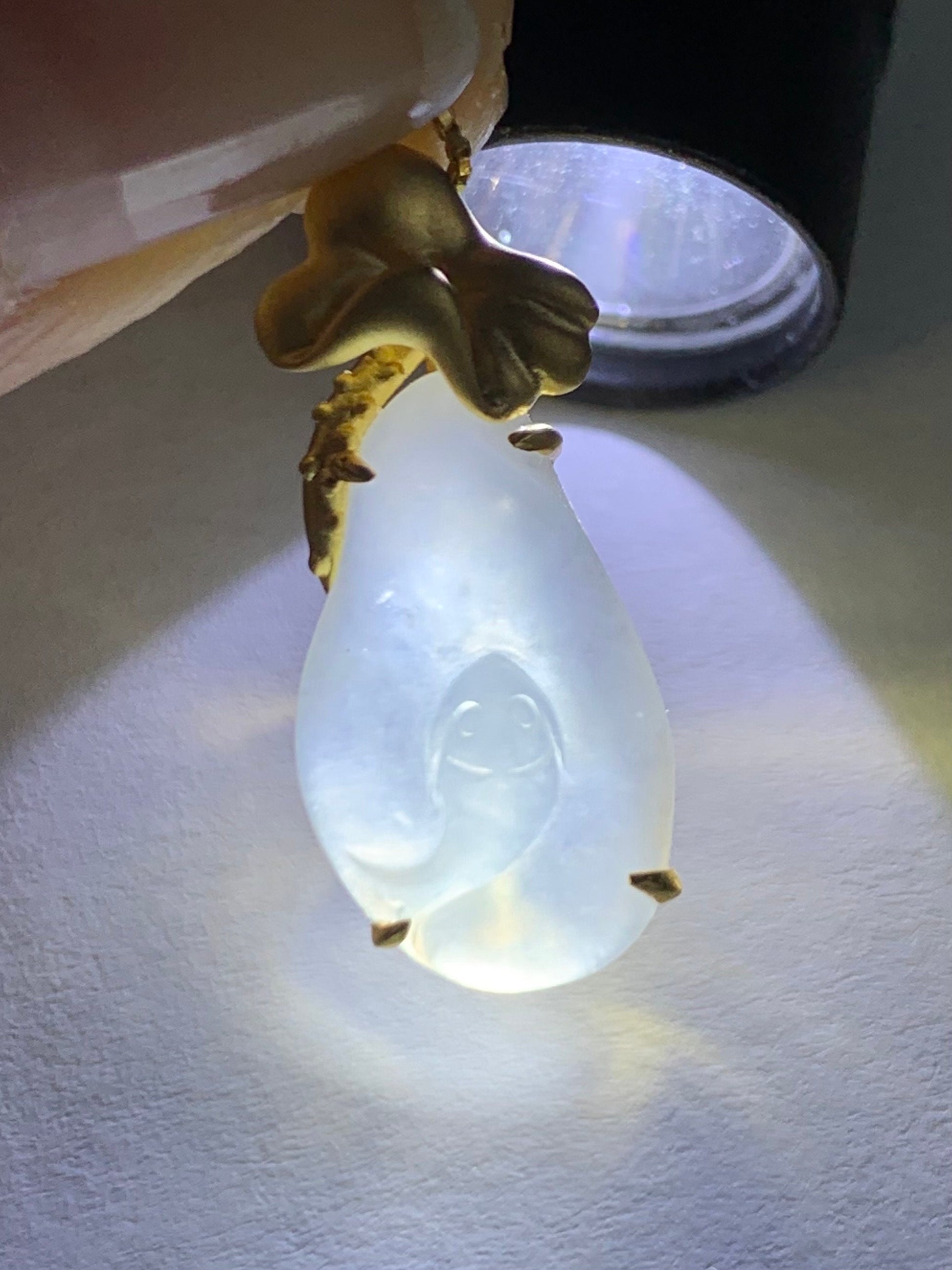 Certified Natural Burmese Icy Translucent Gelatinous Icy White Jadeite Koi Fish & Lily Pad Pendant 18K Yellow Gold 天然缅甸冰胶起光白冰翡翠荷叶鱼镶嵌吊 6846