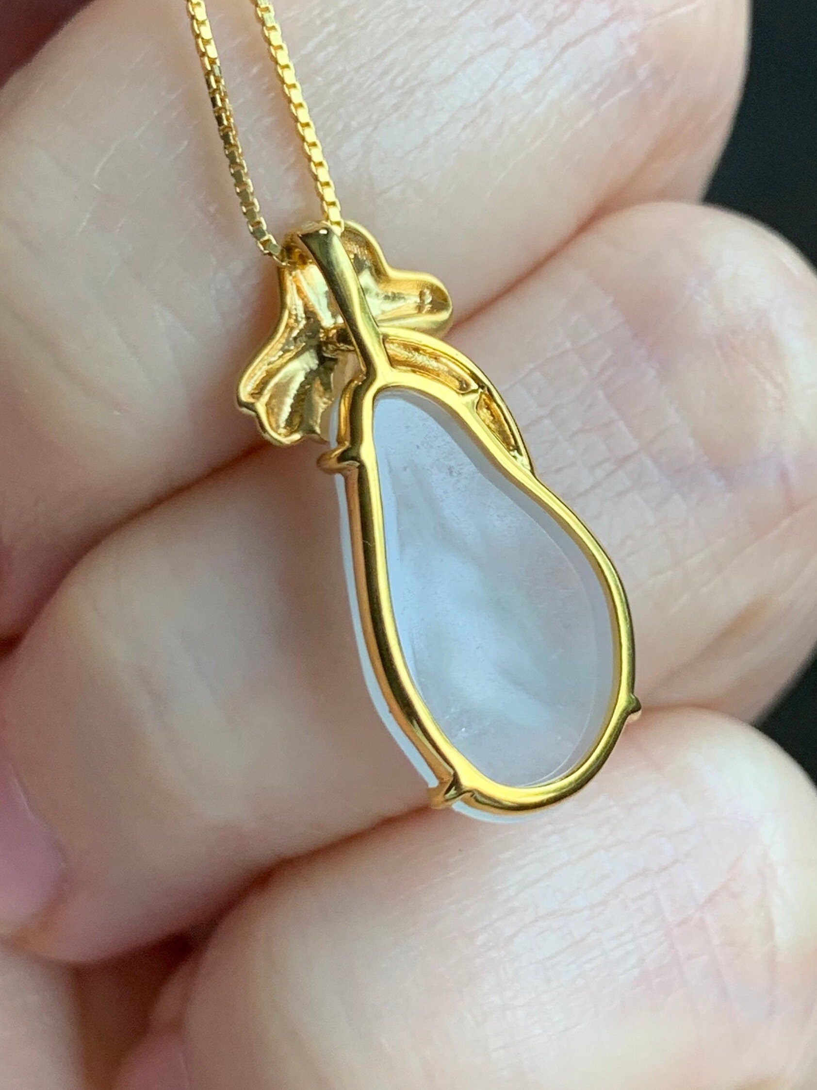 Certified Natural Burmese Icy Translucent Gelatinous Icy White Jadeite Koi Fish & Lily Pad Pendant 18K Yellow Gold 天然缅甸冰胶起光白冰翡翠荷叶鱼镶嵌吊 6846