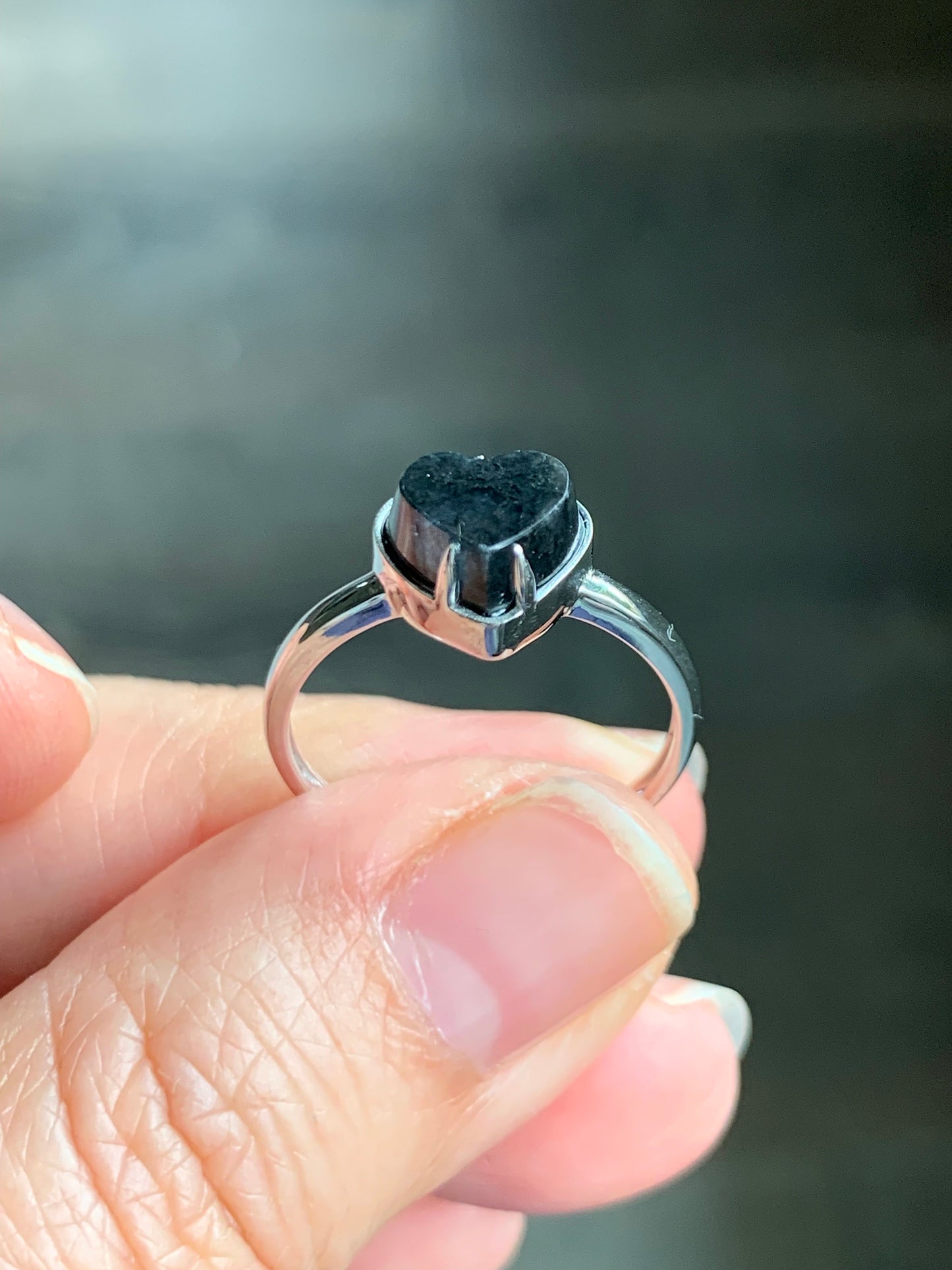 Certified Natural Burmese Icy Translucent Dark Wuji Jadeite Heart Ring 18K White Gold Size 7.25 2.41g 天然缅甸冰乌鸡翡翠爱心蛋面镶嵌戒指 7045