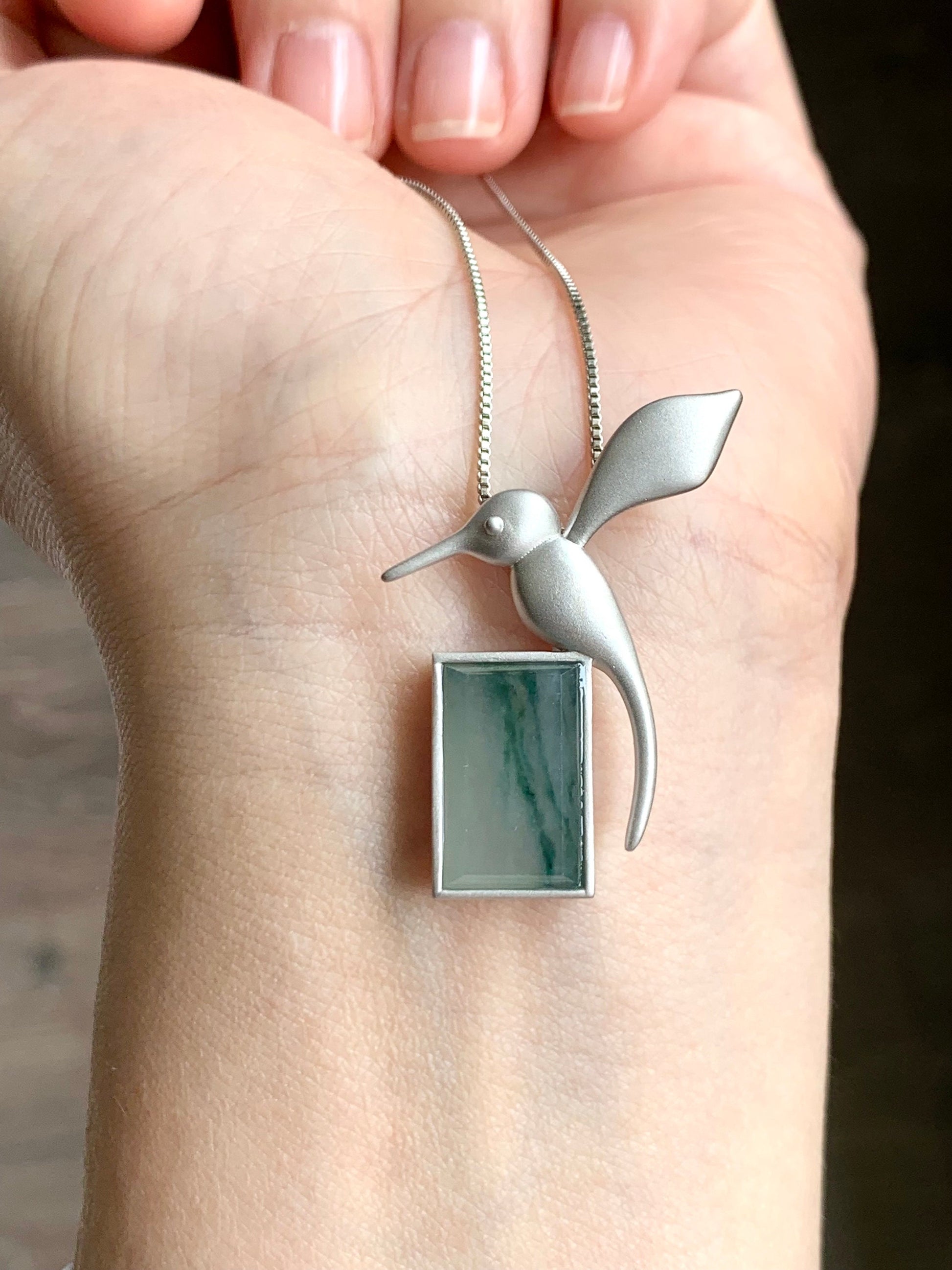 Certified Natural Burmese Icy Translucent Light Green Green Marbled Jadeite Hummingbird Pendant Sterling Silver 6.6g 天然缅甸冰飘花翡翠无事牌蜂鸟吊坠 7060