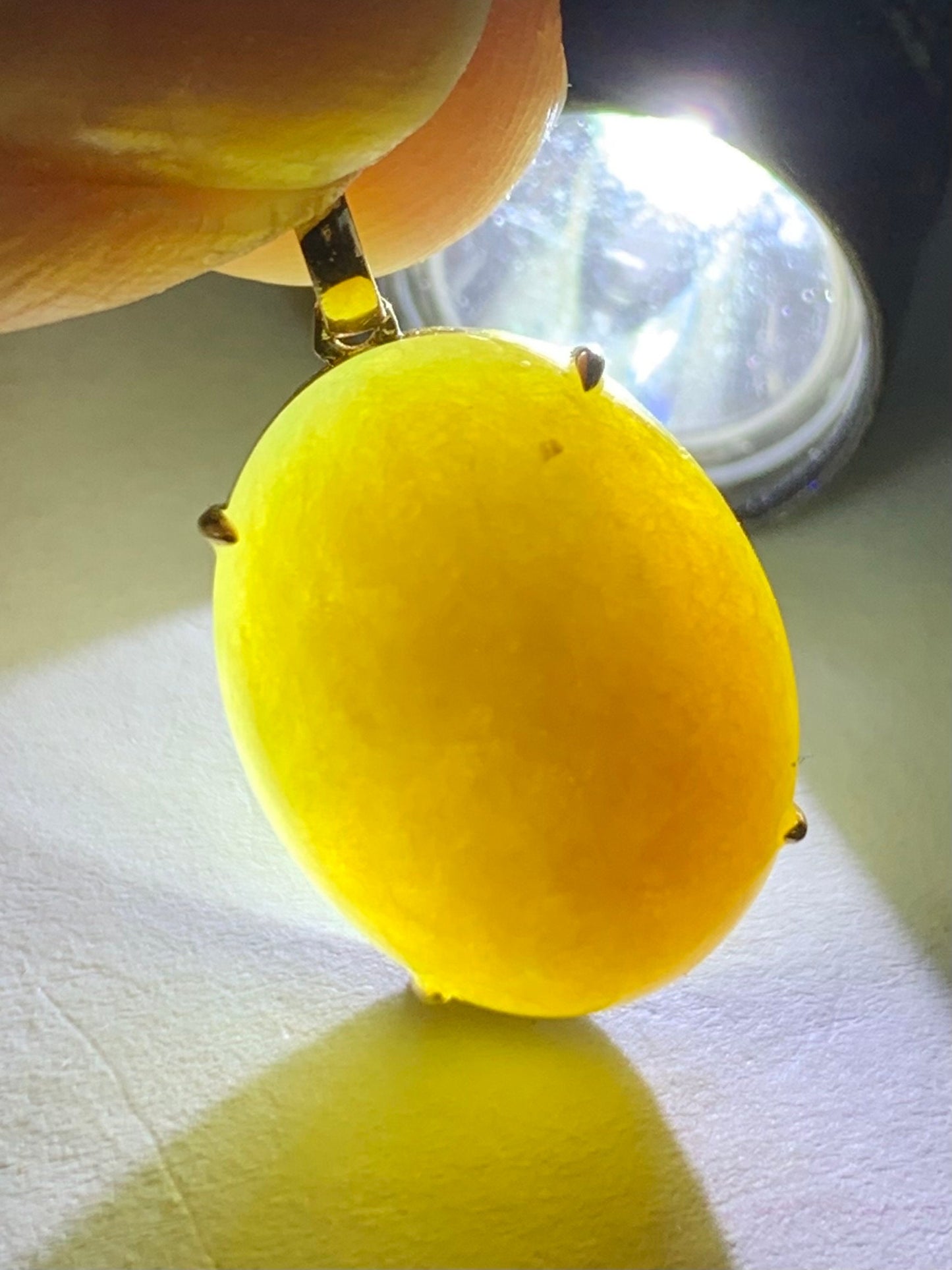 Certified Natural Burmese Translucent Intense Yellow Jadeite Large Oval Solitaire Pendant 18K Yellow Gold 3.91g 天然缅甸细糯鸡油黄翡翠大蛋面镶嵌吊坠 1467