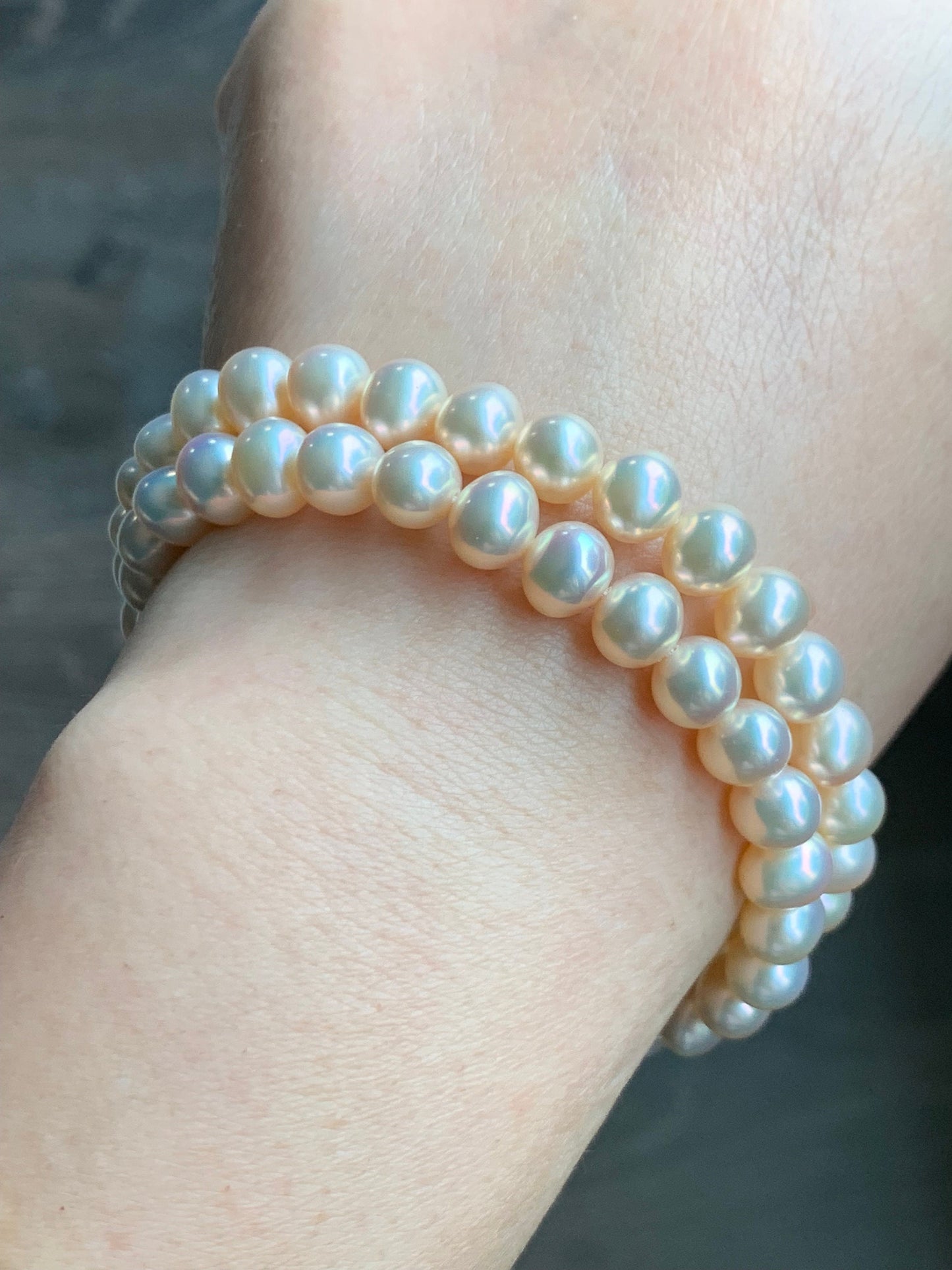 Natural Freshwater Light Champagne Candlelight Pearls Peachy Undertone Beaded Necklace Sterling Silver Clasp 7.6mm 17" 29g 天然淡水无核香槟色珍珠项链