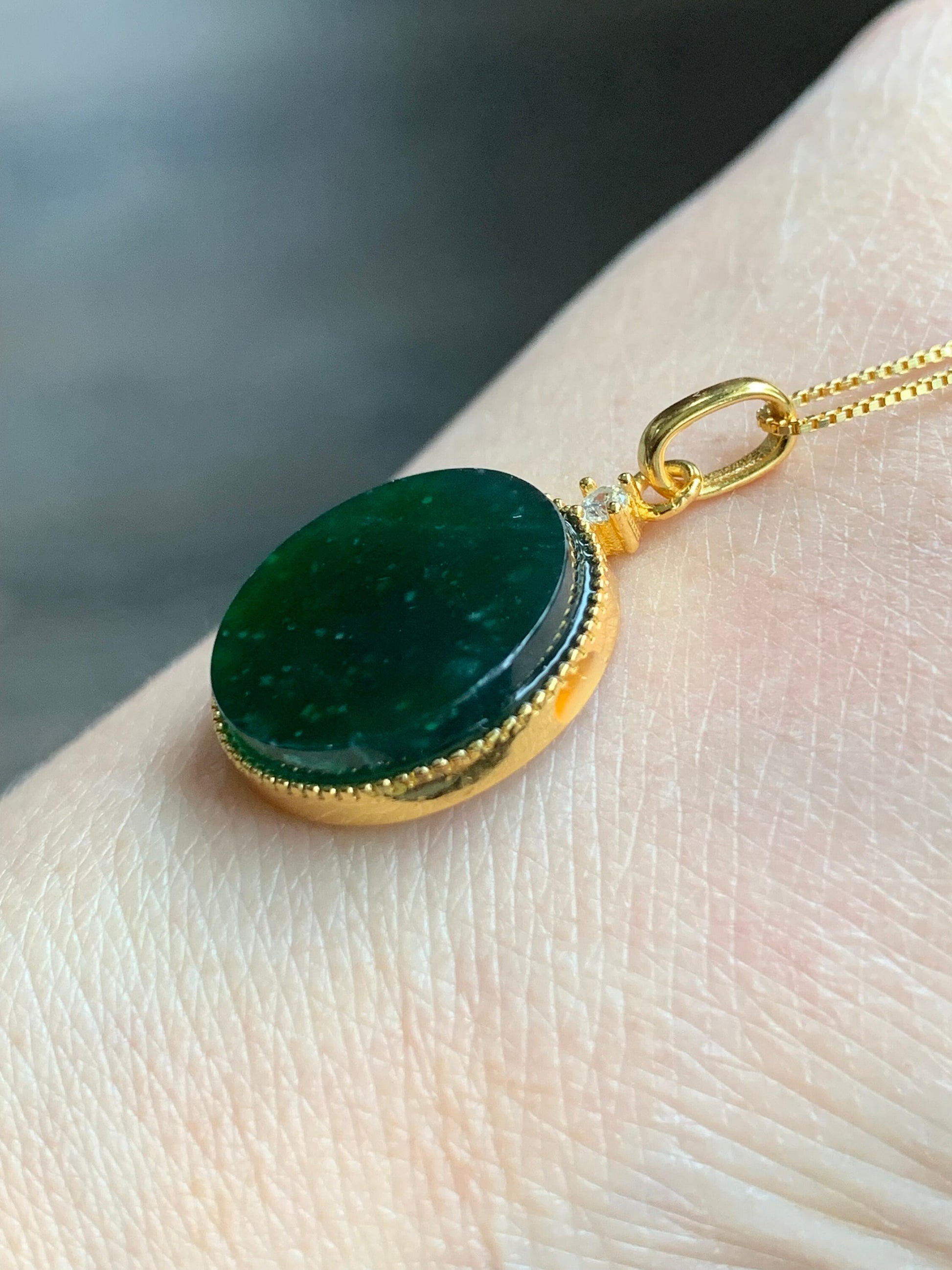 Natural Guatemalan Icy Translation Deep Teal Green Jadeite Round Wu Shi Pai Pendant Sterling Silver Yellow Gold Finish 天然冰危湖水绿飘雪花翡翠无事牌镶嵌吊坠 A