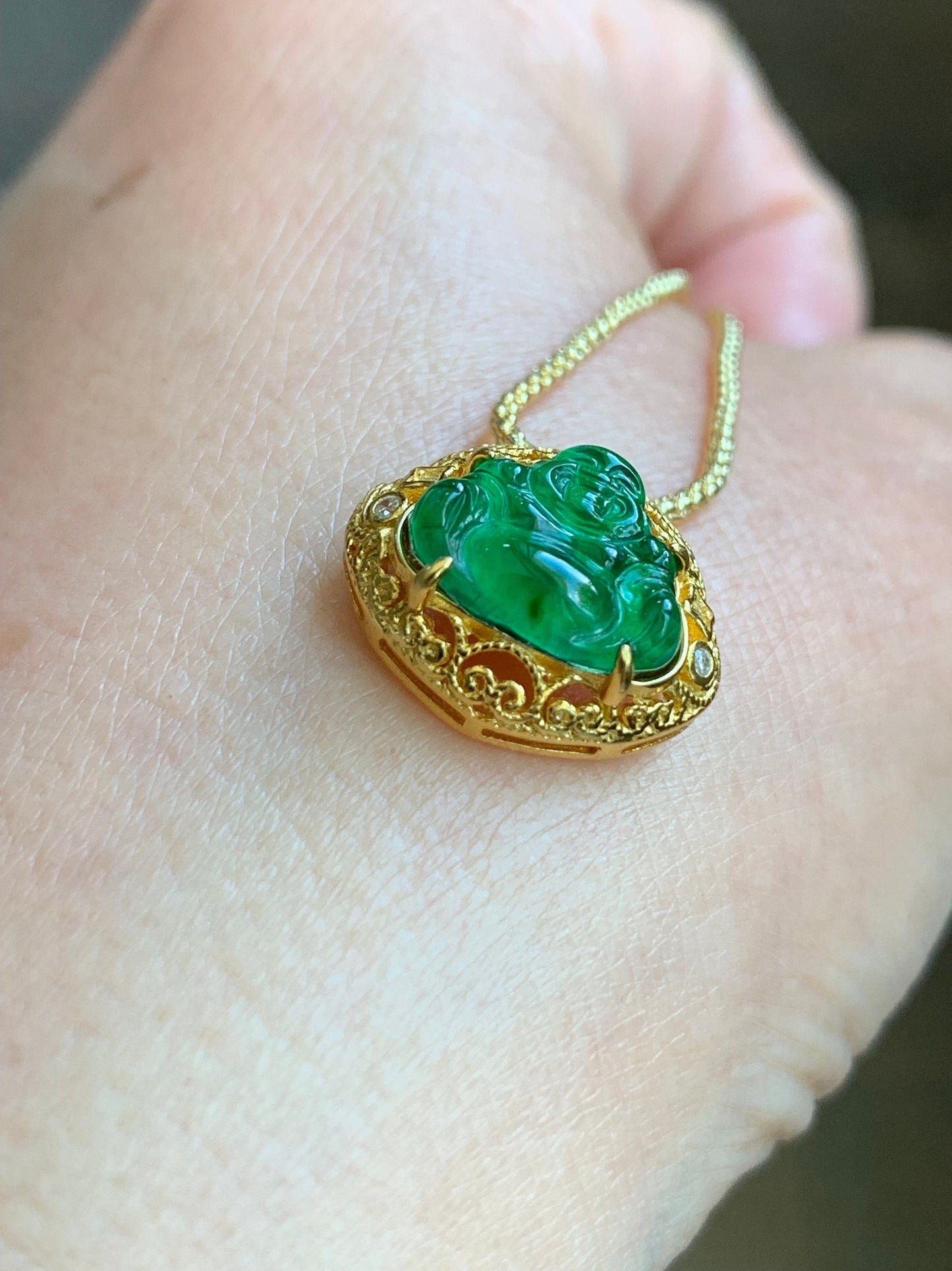 Natural Guatemalan Icy Highly Translucent Vibrant Green Jadeite Carved Buddha Pendant Sterling Silver Yellow Gold Overlay 天然冰危阳绿翡翠佛公镶嵌吊坠