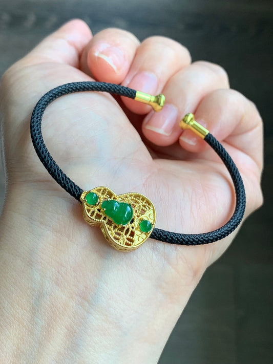 Natural Guatemalan Icy Translucent Vibrant Green Jadeite Gourd Hulu Sterling Silver Charm Wire Bracelet 7" Adjustable 天然冰危绿翡翠葫芦银镶潘多拉开口手镯