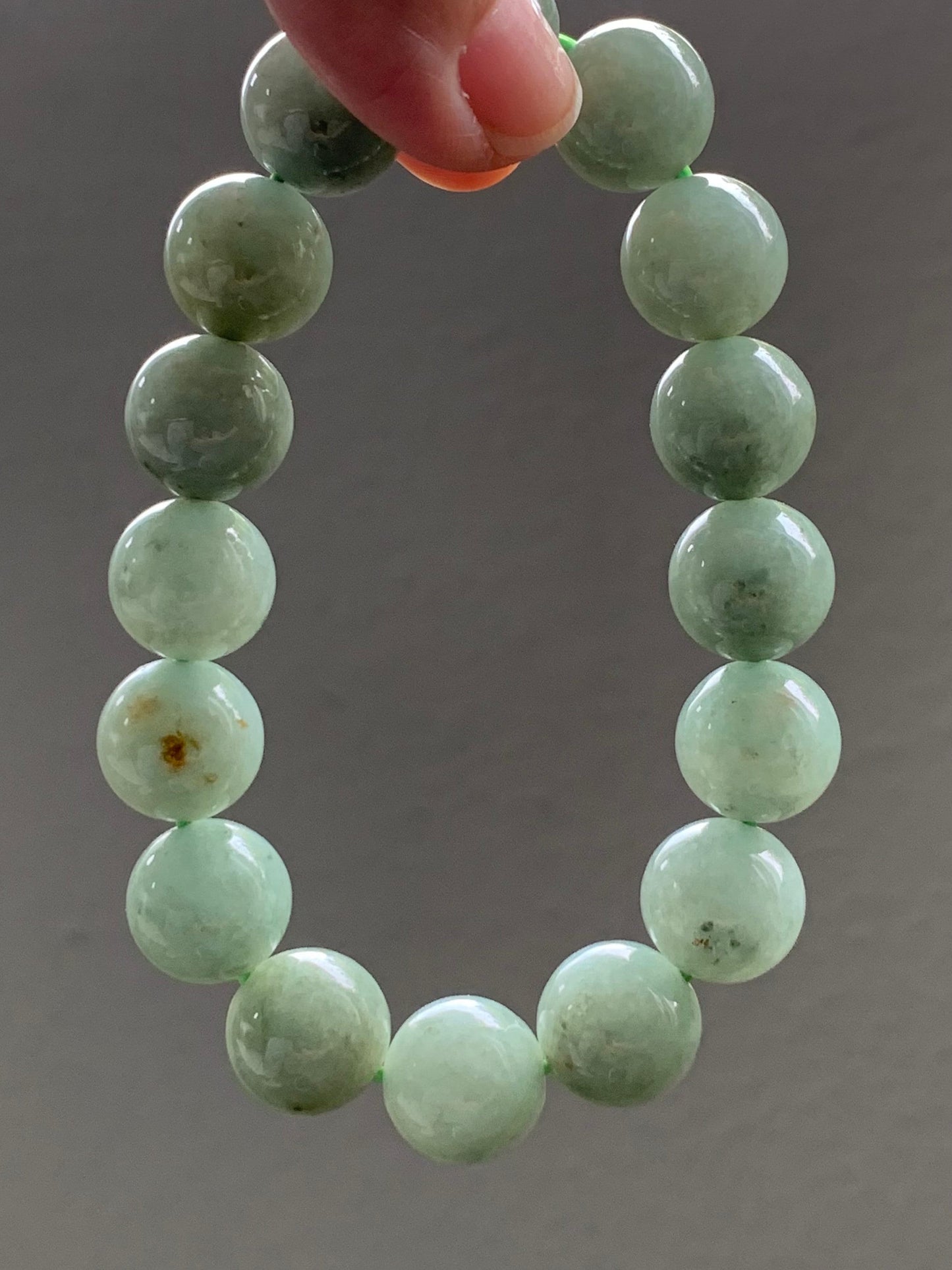 Large Natural Burmese Icy Translucent Dusty Sage Green Jadeite w/ Yellow Marbling Beaded Bracelet Stretchy 12.8mm 7.5” 58g 天然缅甸冰豆绿撒金翡翠大卡手串