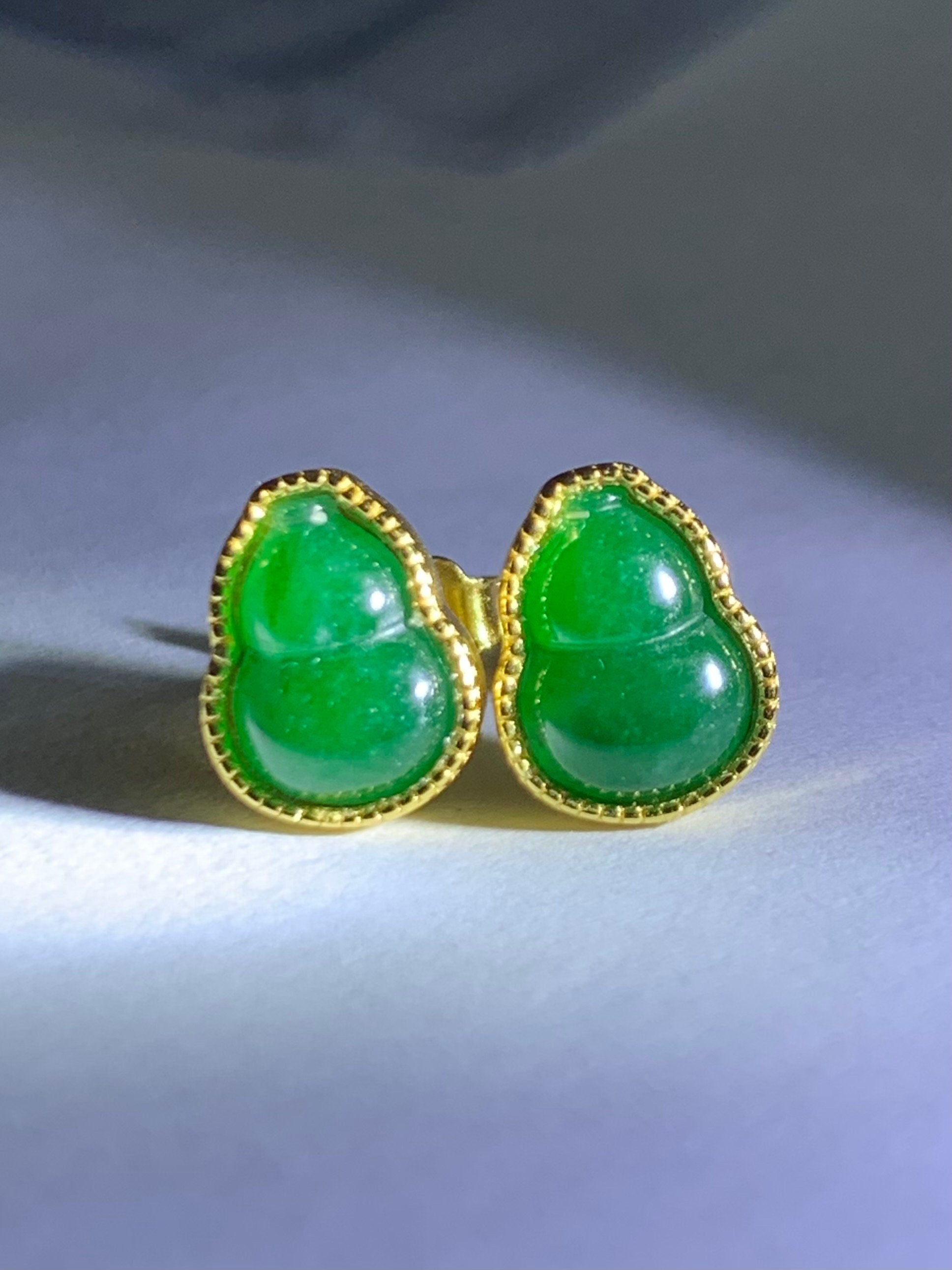 Natural Guatemalan Icy Translucent Green Jadeite Gourd Hulu Stud Earrings S925 Sterling Silver Yellow Gold Overlay 天然冰危绿翡翠葫芦银镶耳钉 A