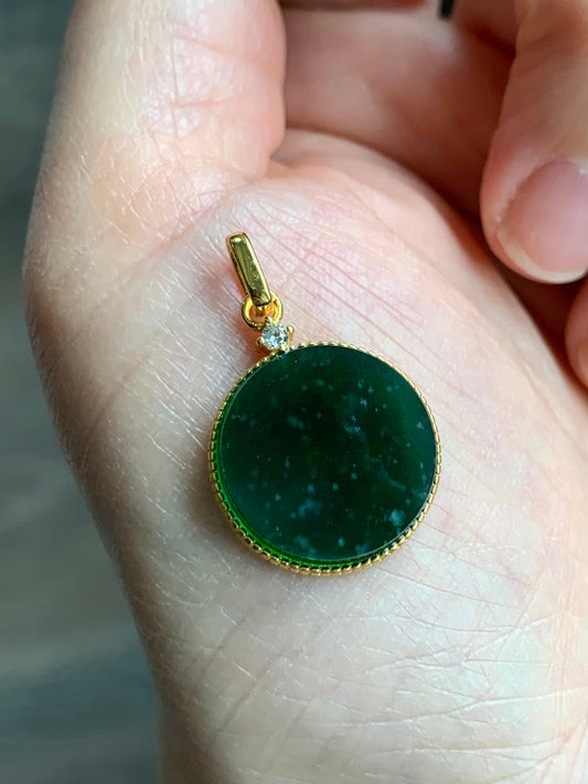Natural Guatemalan Icy Translation Deep Teal Green Jadeite Round Wu Shi Pai Pendant Sterling Silver Yellow Gold Finish 天然冰危湖水绿飘雪花翡翠无事牌镶嵌吊坠 B