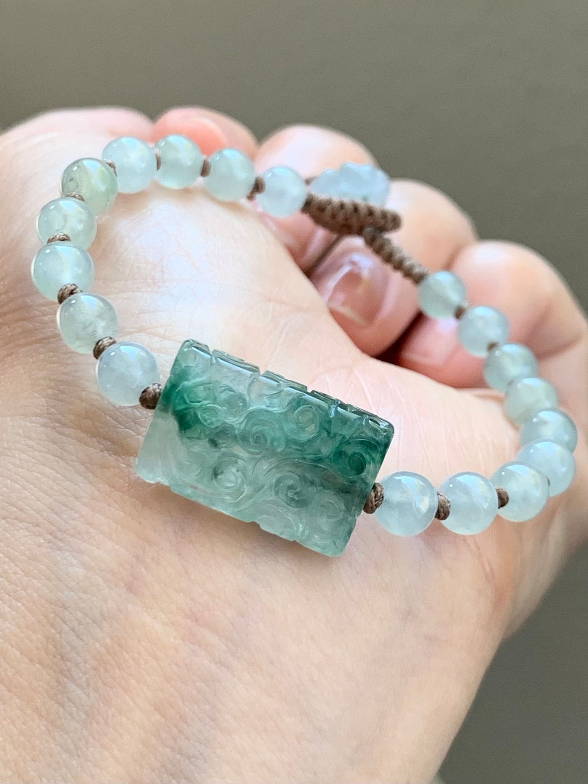Natural Burmese Icy Highly Translucent Green Marbled Jadeite Engraved Bead & Round Beads Beaded Bracelet 6.25” 天然缅甸冰胶飘绿花翡翠冰翡翠珠手串