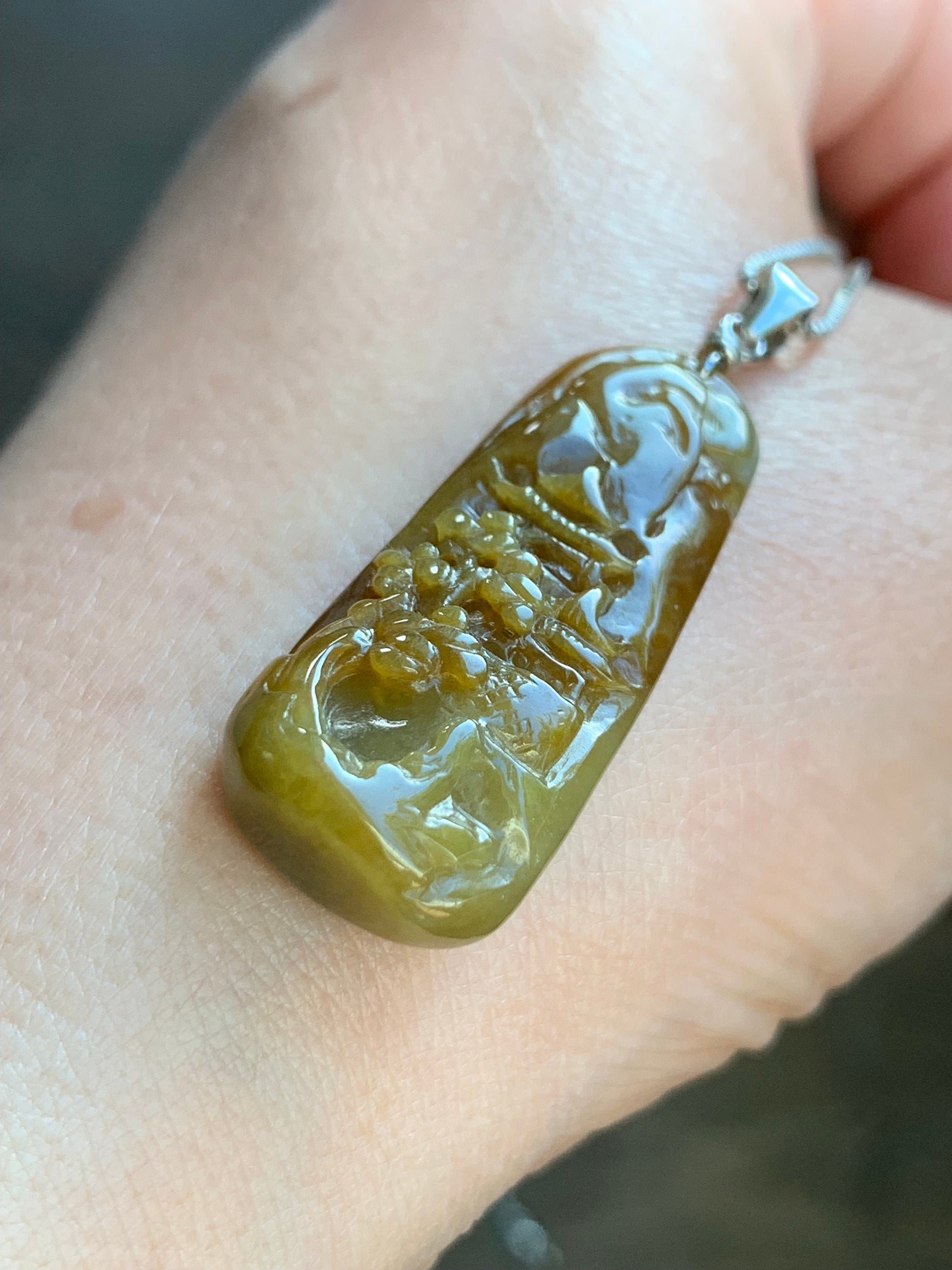 Natural Burmese Icy Translucent Deep Rich Yellow Jadeite Shan Shui Landscape Pendant Sterling Silver Bail 7g 天然缅甸冰油黄翡翠山水牌吊坠