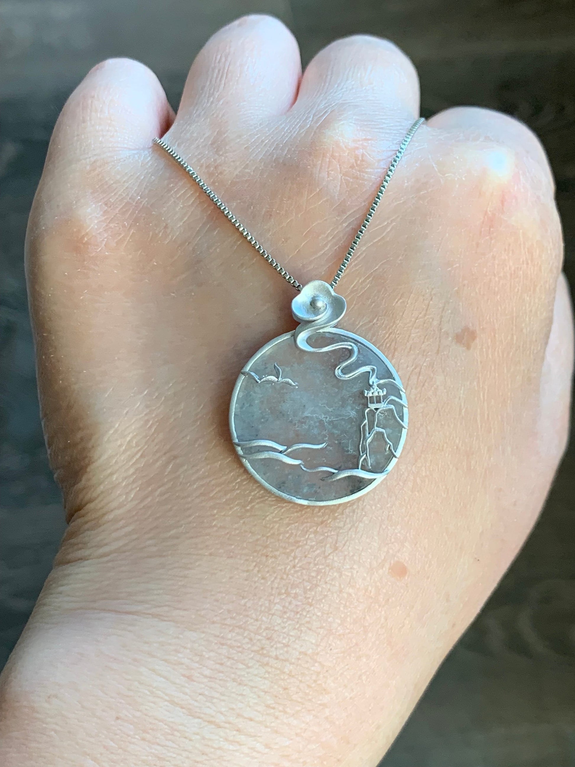 Certified Natural Burmese Moxisha Icy Highly Translucent Wuji Jadeite Round Pendant Wu Shi Pai Sterling Silver 天然缅甸莫西沙冰乌鸡翡翠无事牌镶嵌吊坠 1657