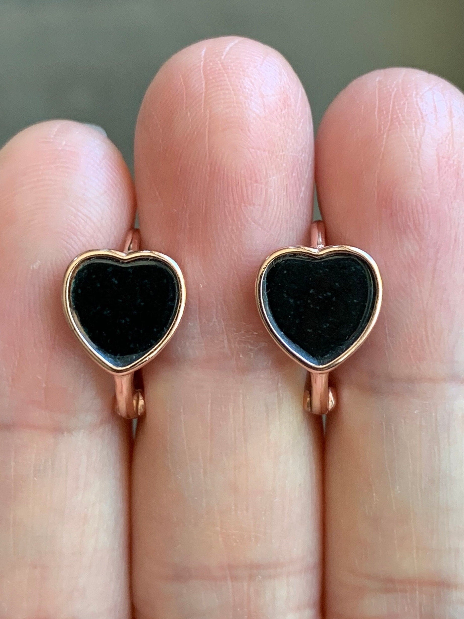Natural Burmese Translucent Black Jadeite Heart Design Hoop Huggie Earrings S925 Sterling Silver Rose Gold Finish 3g 天然缅甸墨翠翡翠爱心银镶耳包