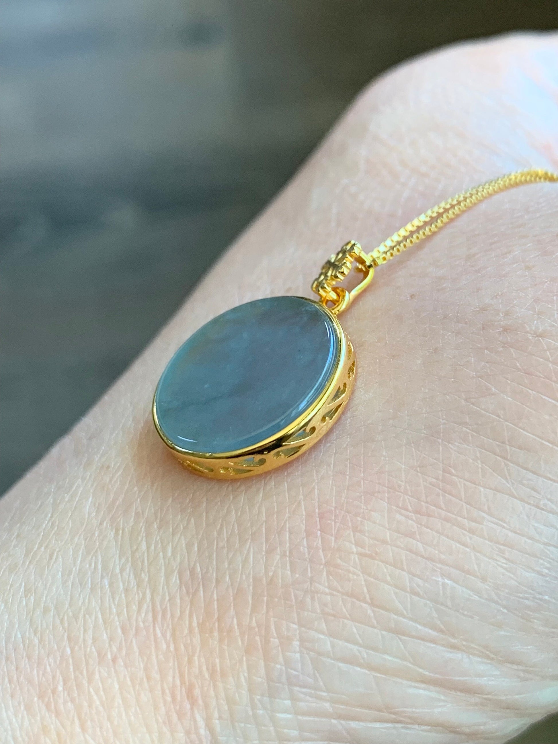 Natural Guatemalan Icy Highly Translation Light Blue Jadeite Round Wu Shi Pai Pendant Sterling Silver Yellow Gold Finish 天然冰危浅蓝翡翠无事牌镶嵌吊坠 A