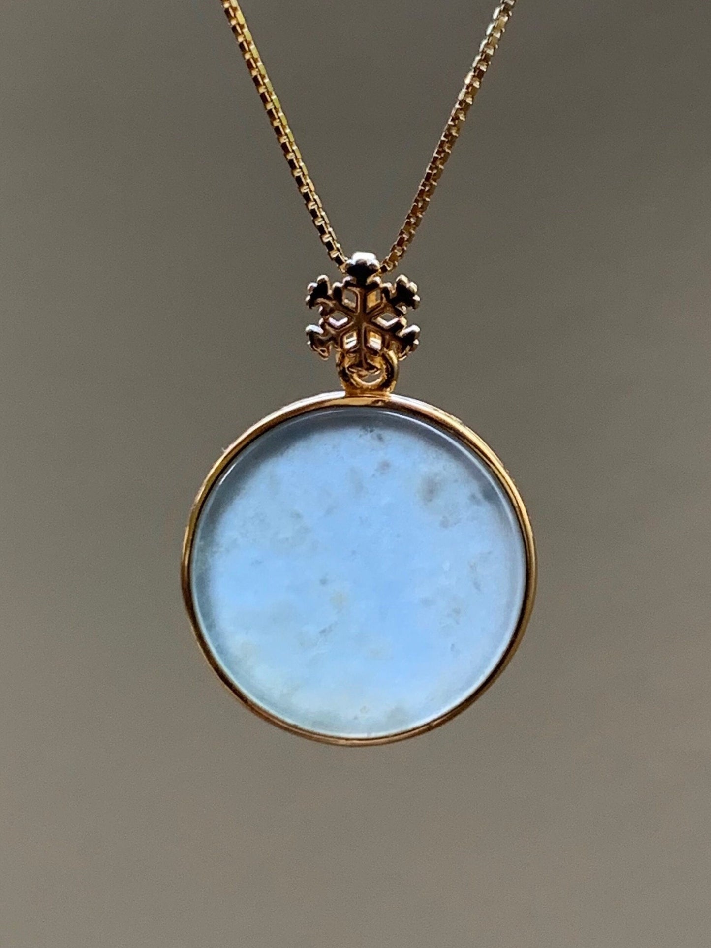 Natural Guatemalan Icy Highly Translation Light Blue Jadeite Round Wu Shi Pai Pendant Sterling Silver Yellow Gold Finish 天然冰危浅蓝翡翠无事牌镶嵌吊坠 A