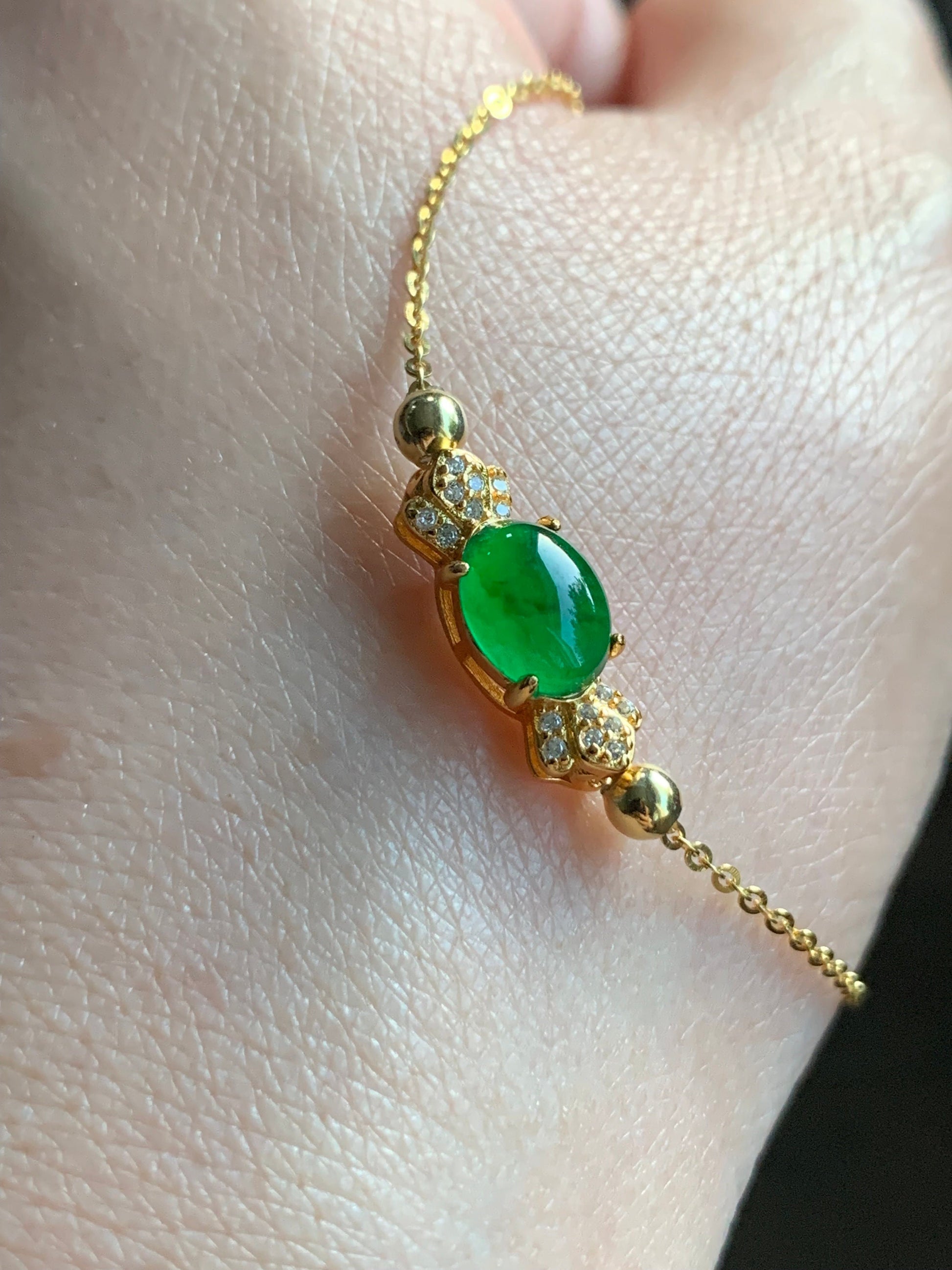 Natural Guatemalan Icy Highly Translucent Vibrant Green Oval Jadeite Candy Charm Chain Bracelet Sterling Silver YG Finish 天然冰危绿翡翠糖果潘多拉针式银手链