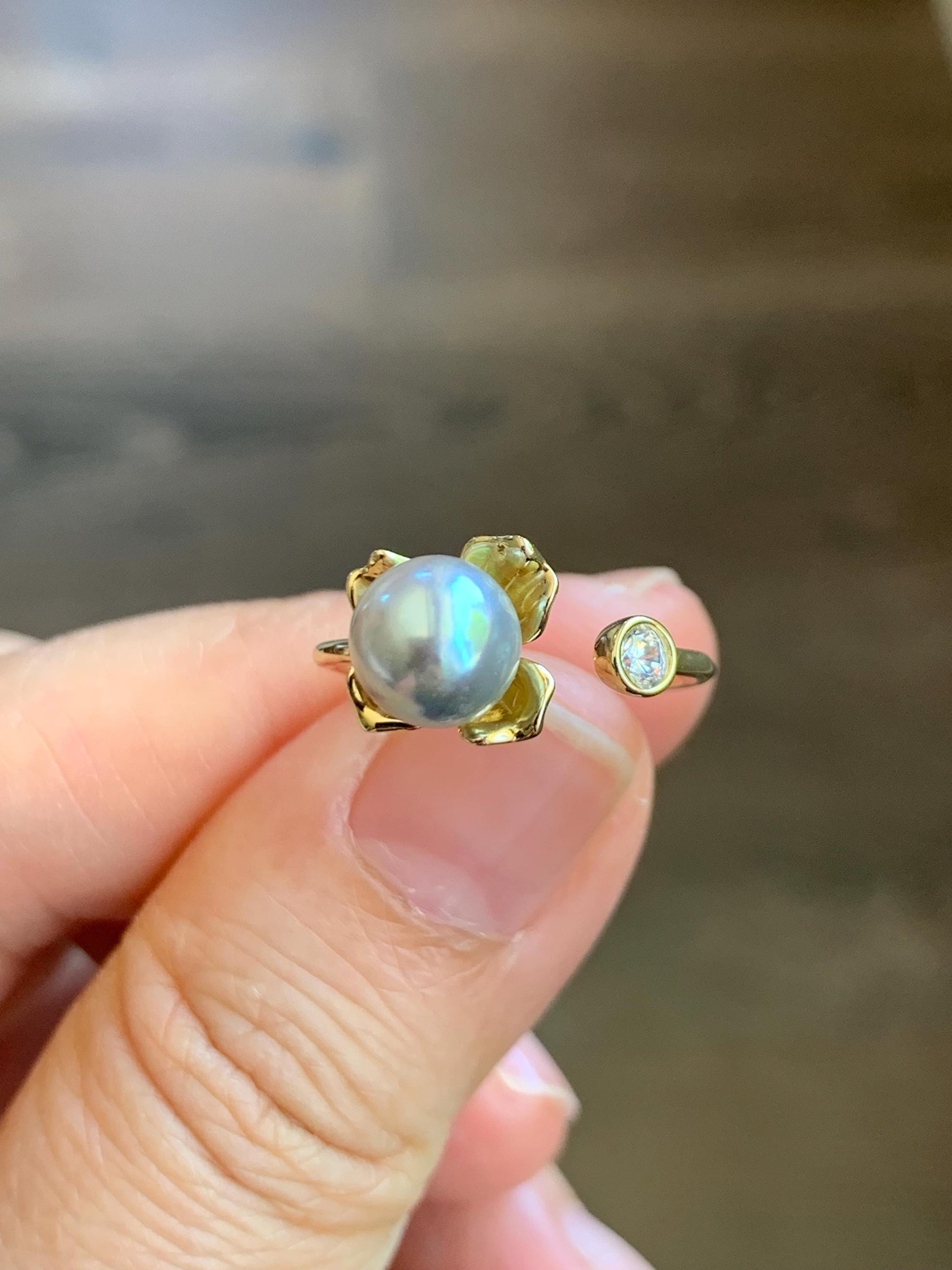 Natural Genuine Saltwater Silver Gray Pearl Round 925 Sterling Silver Ring Yellow Gold Overlay Adjustable 7.3mm 天然海水奶奶灰圆珍珠银托戒指 NNH512-4B