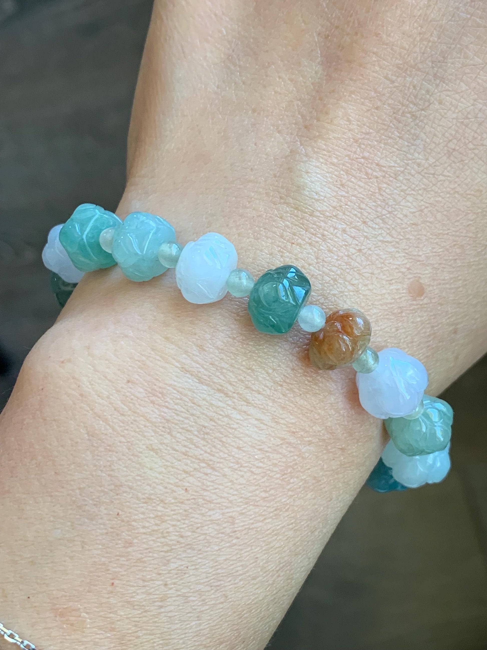 Natural Burmese Icy Translucent Gelatinous Multicolored Jadeite Carved Lotus Flower Beads Beaded Bracelet 7” 25g 天然缅甸冰胶多宝翡翠莲花珠手串 LHZDW