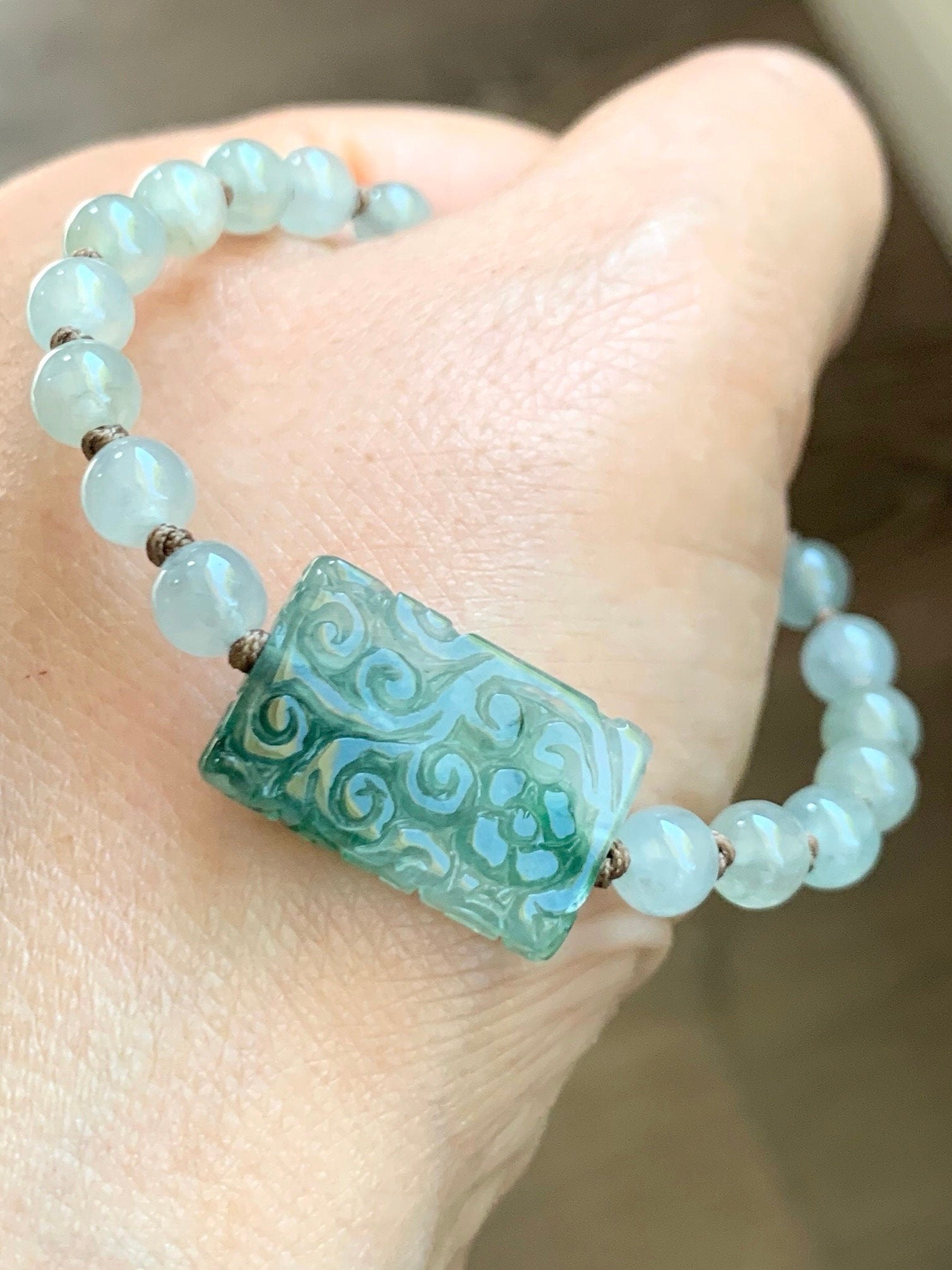 Natural Burmese Icy Highly Translucent Green Marbled Jadeite Engraved Bead & Round Beads Beaded Bracelet 6.25” 天然缅甸冰胶飘绿花翡翠冰翡翠珠手串