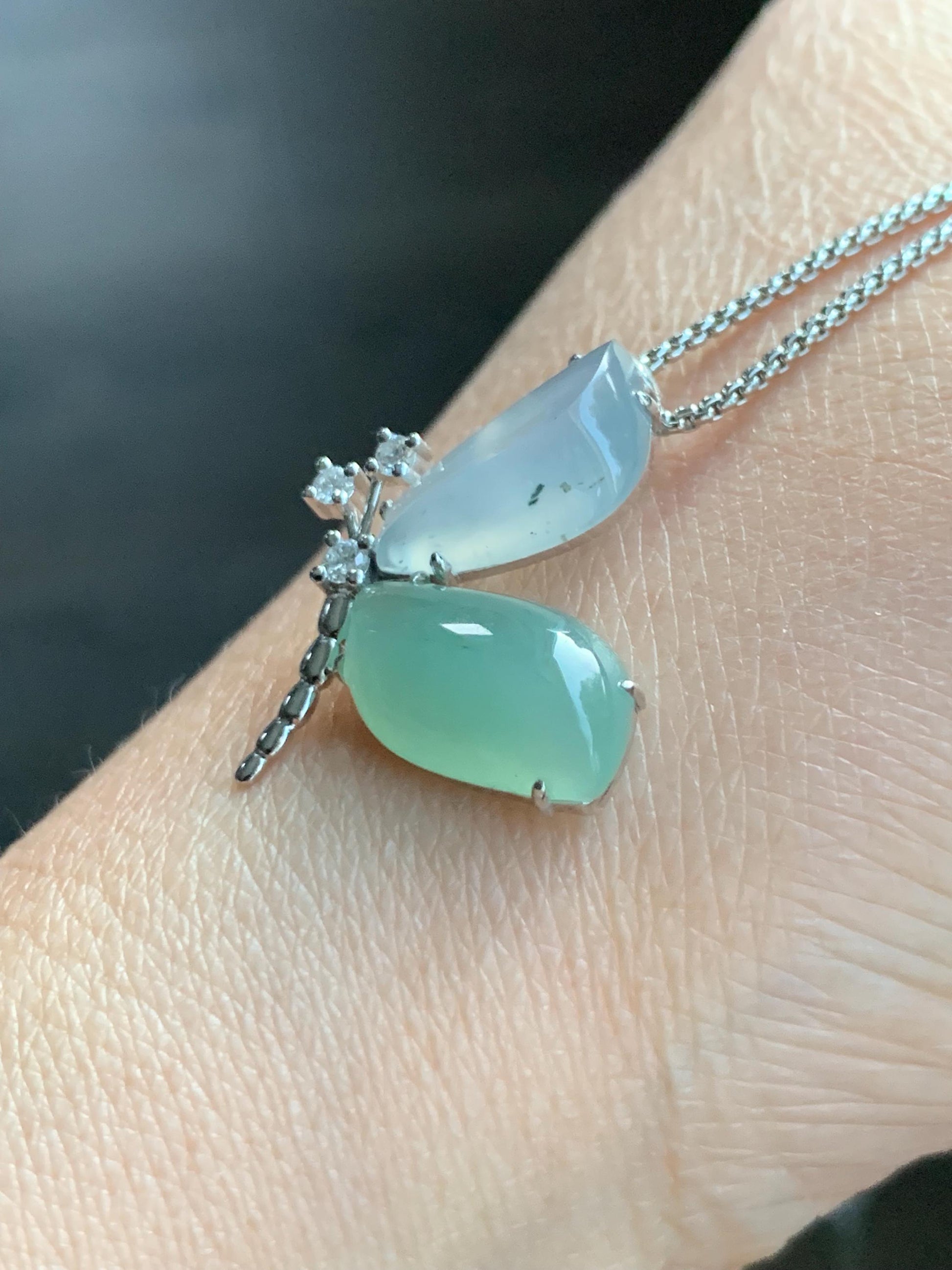 Certified Natural Burmese Icy Translucent White Jadeite Butterfly Pendant 18K White Gold & Natural Diamonds 0.11ct 天然缅甸白冰加晴绿翡翠蝴蝶钻石镶嵌吊坠 8634