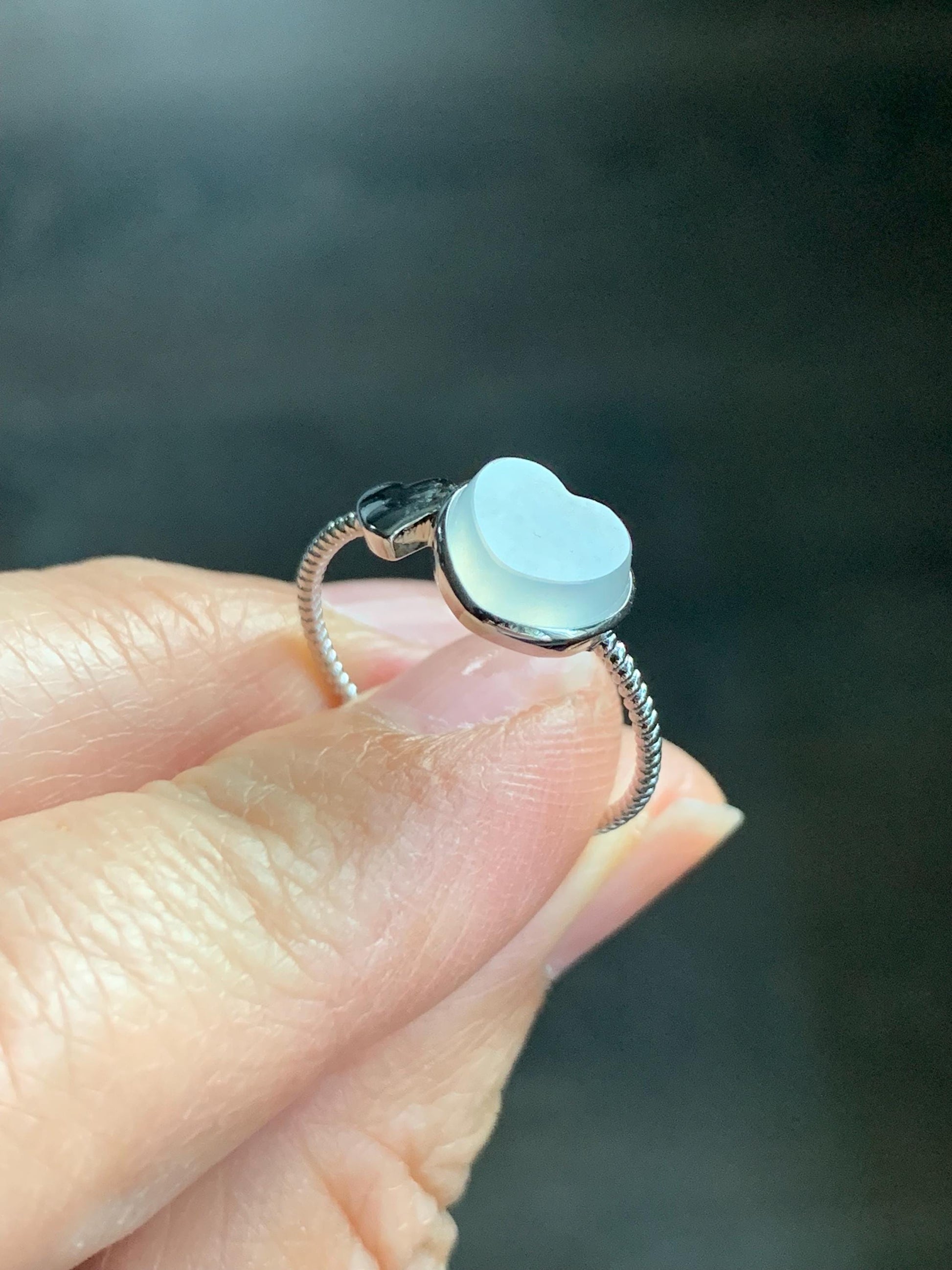 Certified Natural Burmese Icy Translucent Gelatinous White Jadeite Faceted Heart Ring 18K White Gold size 7.25 7.86g 天然缅甸冰胶起光白冰翡翠爱心镶嵌戒指 8603